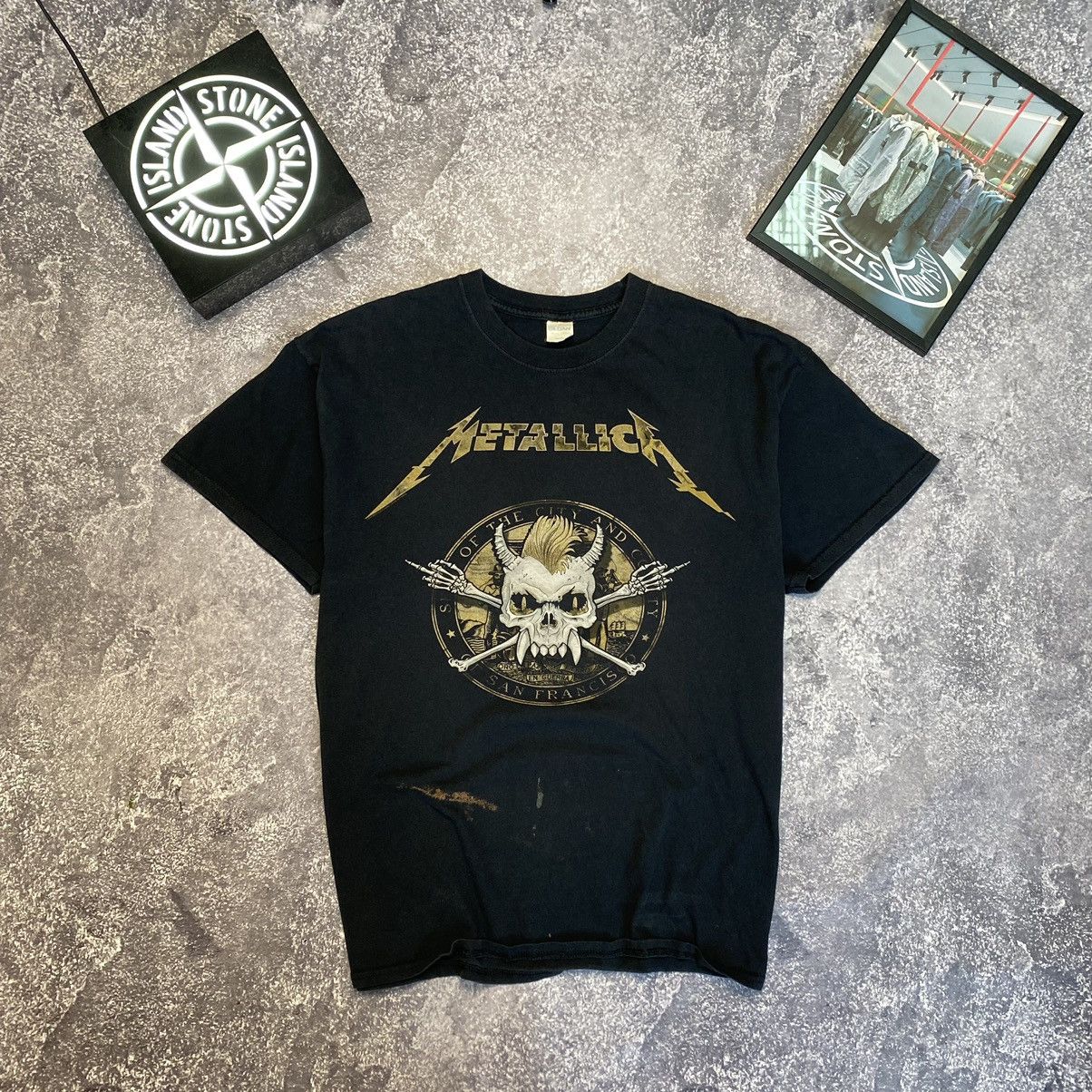 Band Tees Vintage Metallica 2018 Big Logo Rock Band Rare tee Size US M / EU 48-50 / 2 - 2 Thumbnail