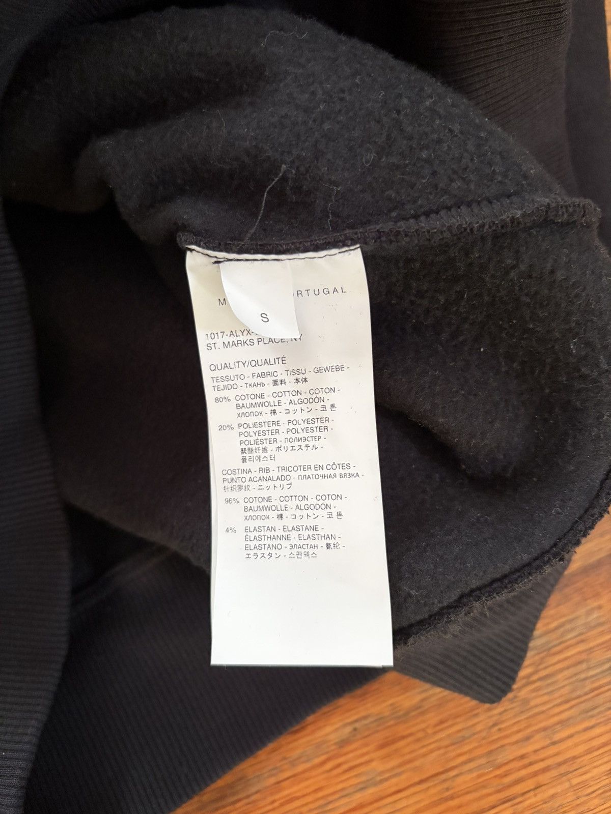 1017 ALYX 9SM 1017 Alyx 9SM Logo Hoodie Size US S / EU 44-46 / 1 - 4 Thumbnail