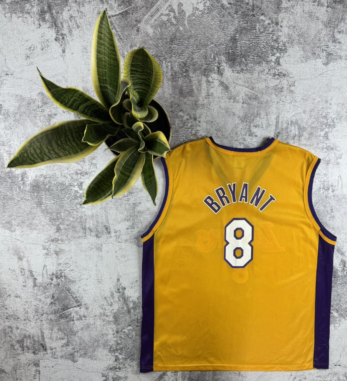 NBA Vintage Lakers Kobe Bryant #8 Rap Shirt Basketball Jersey Size US L / EU 52-54 / 3 - 2 Thumbnail