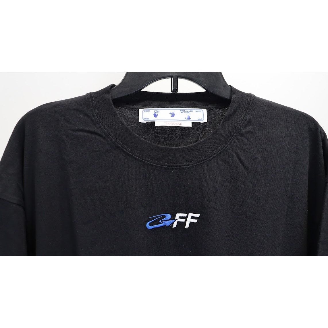Off-White o1rshd1 T-Shirt in Black Size US XL / EU 56 / 4 - 8 Thumbnail