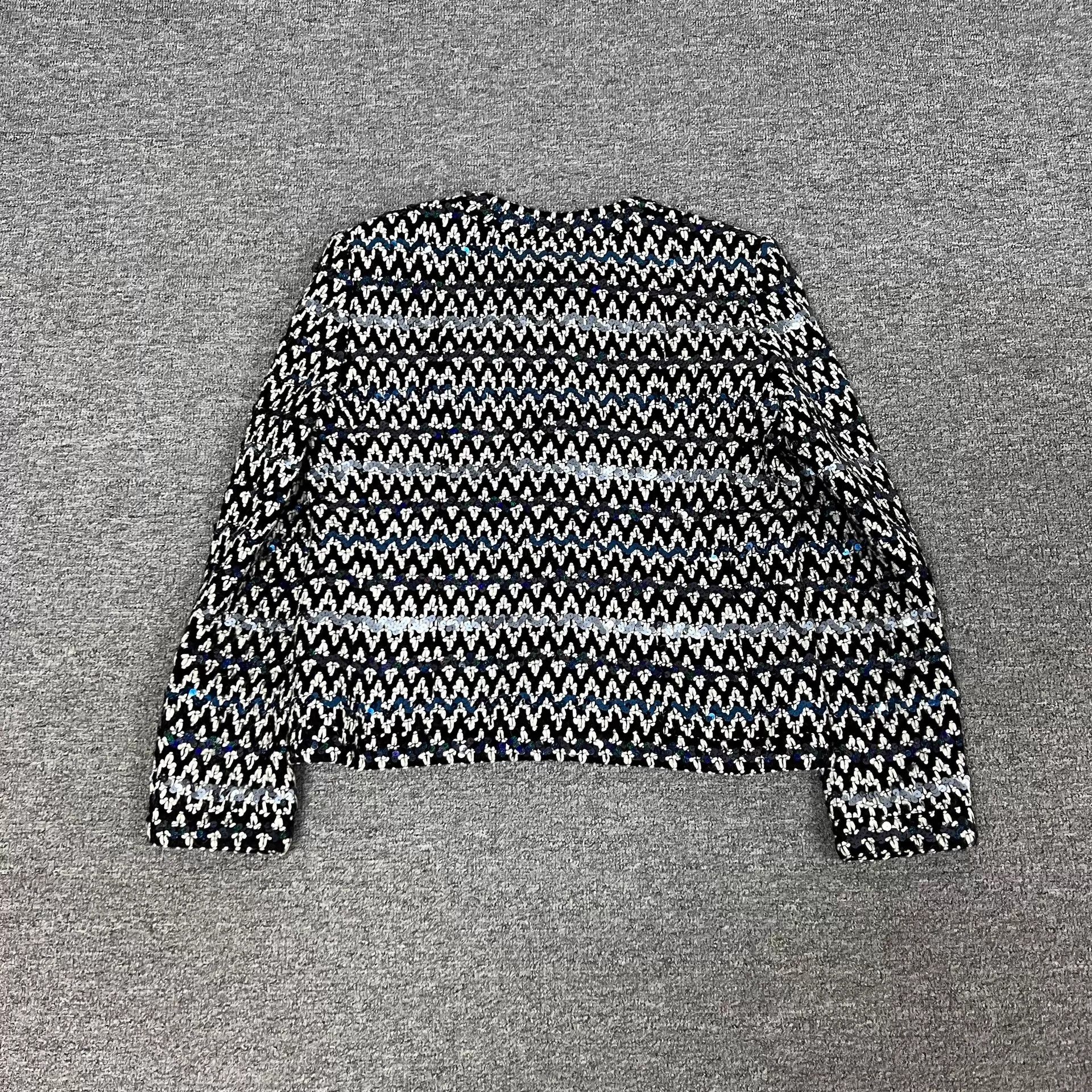 Chanel Chanel Wavy Sequin Knit Jacket 40 Size M / US 6-8 / IT 42-44 - 3 Thumbnail