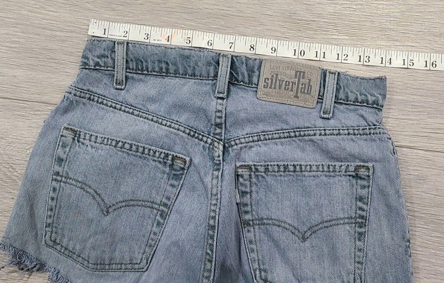 Levi's Vintage Levis Shorts Silver Tab 8 loose High Waist Festival Size 28" / US 6 / IT 42 - 4 Thumbnail