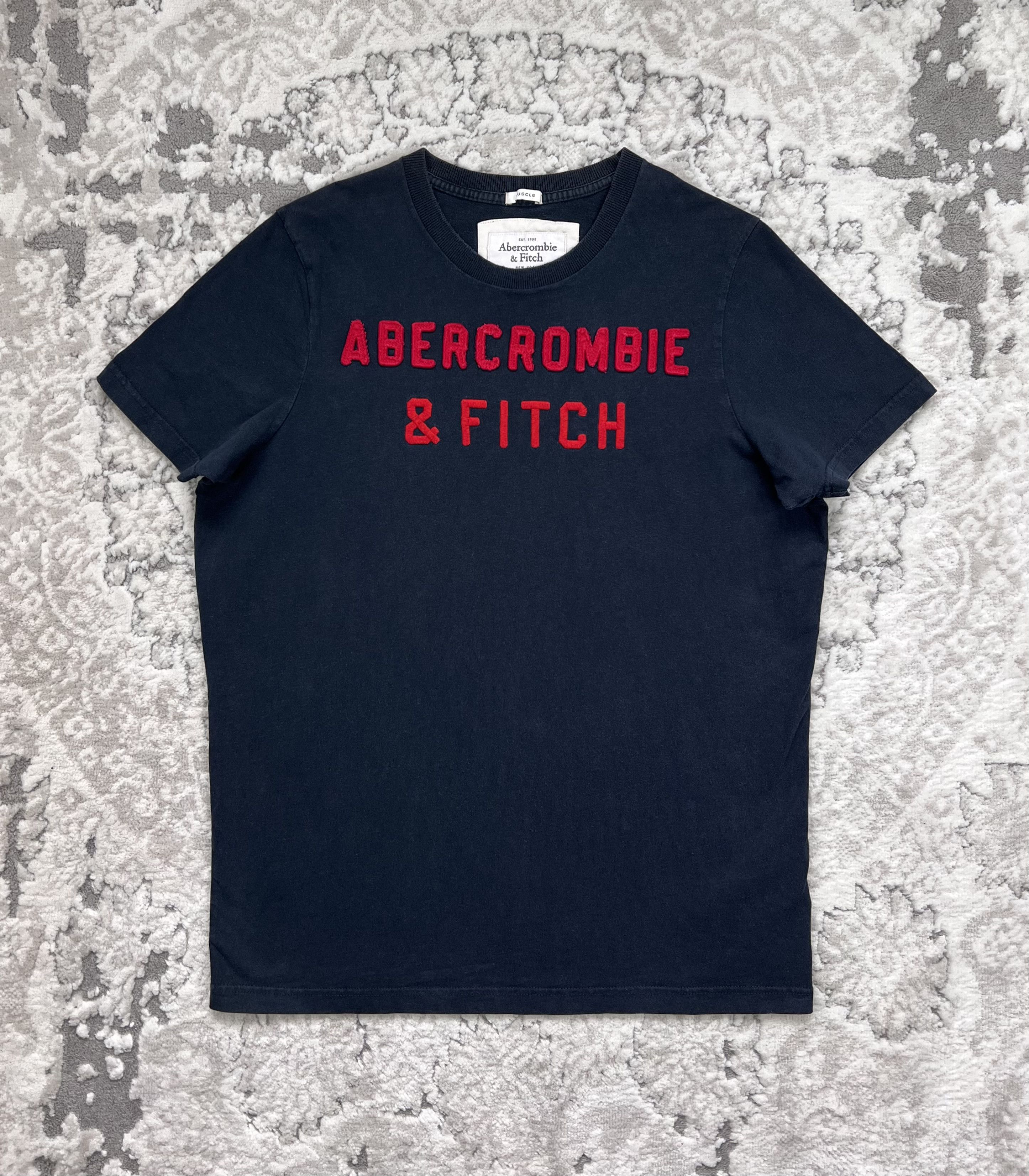 Abercrombie Fitch Muscle Fit Logo Tee L