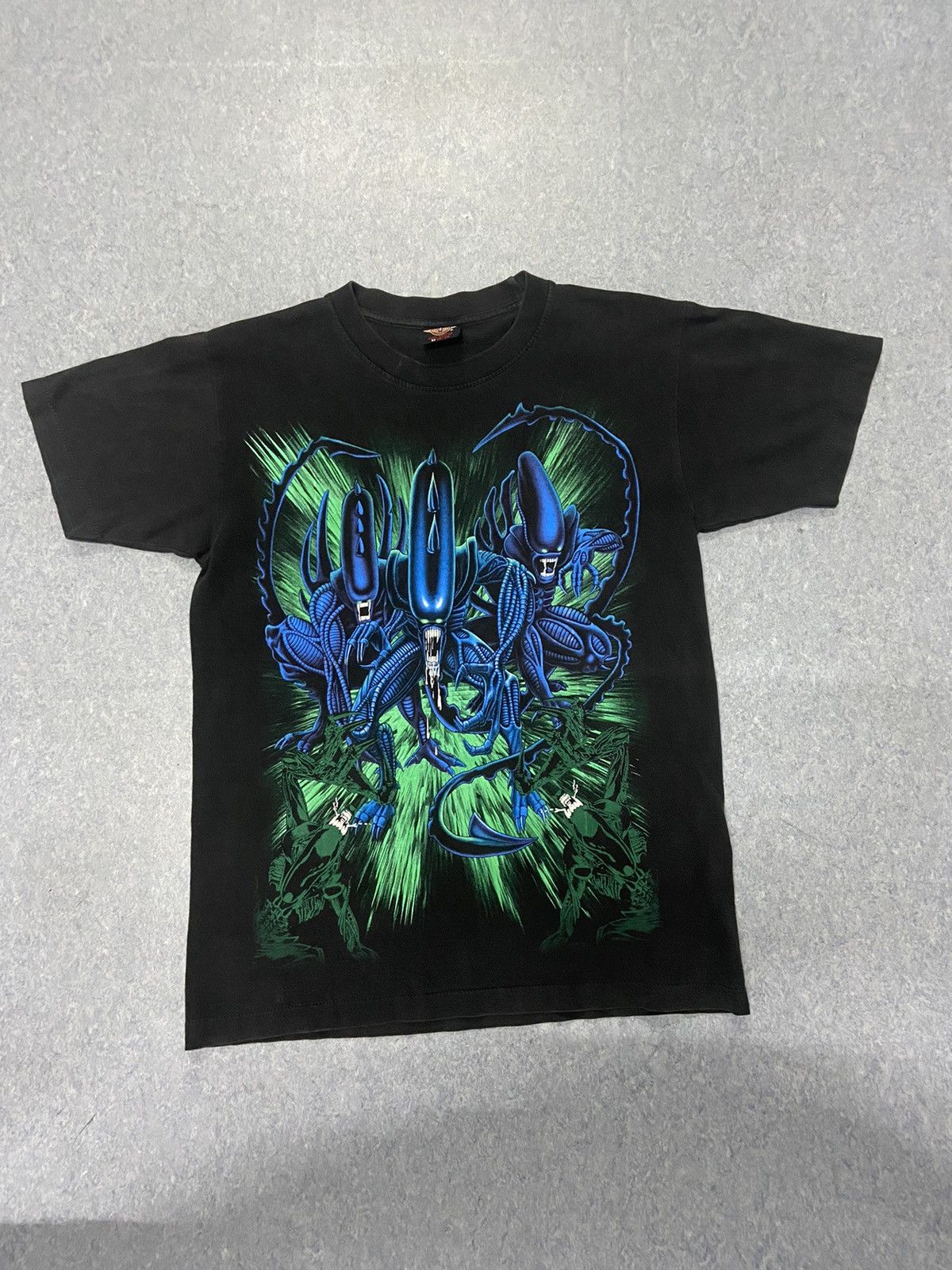 image of Movie Alien Vs Predator in Black, Men's (Size Medium)