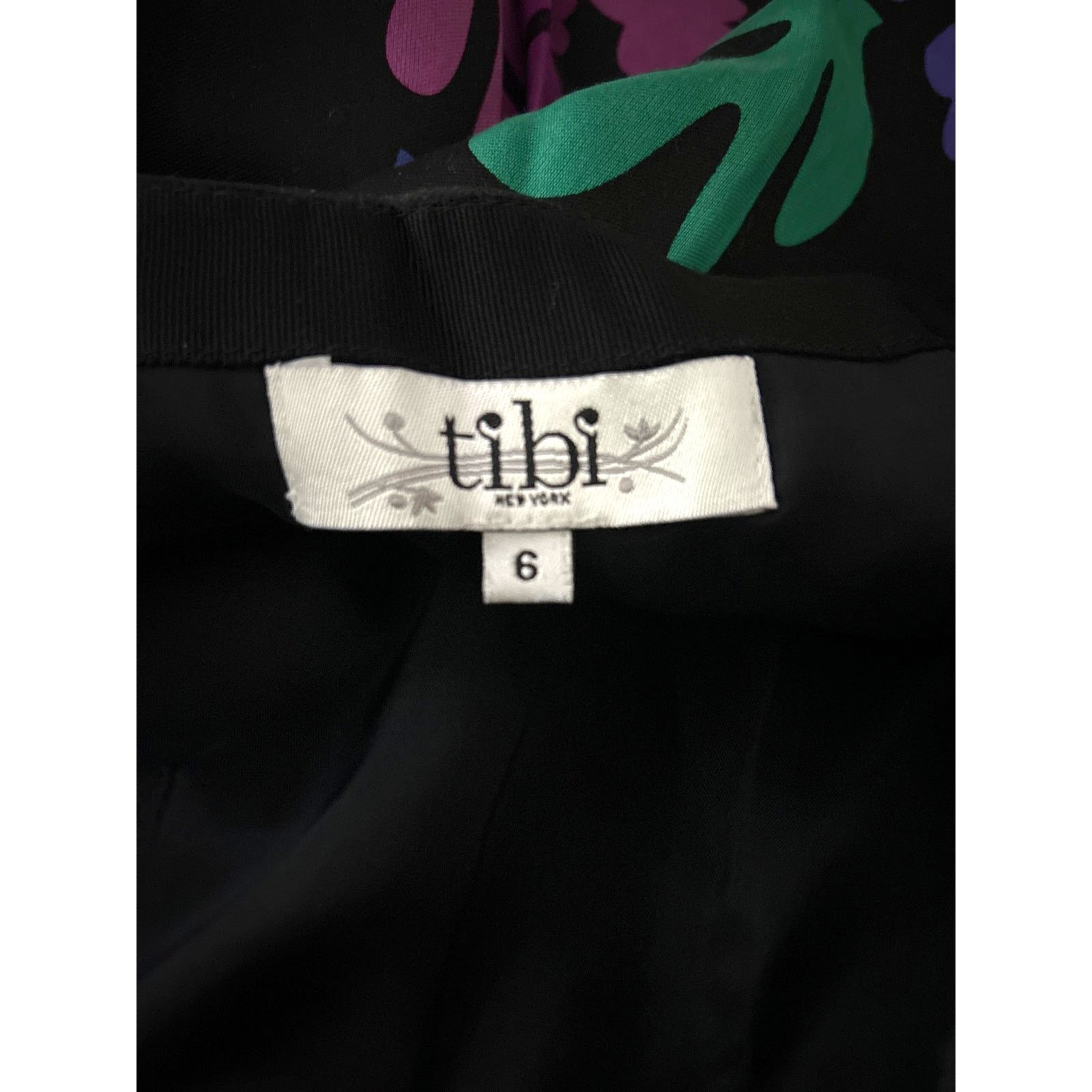 Tibi NWOT Tibi Black Floral Coral Print Silk & Wool Skirt Pleated Size 28" / US 6 / IT 42 - 4 Thumbnail