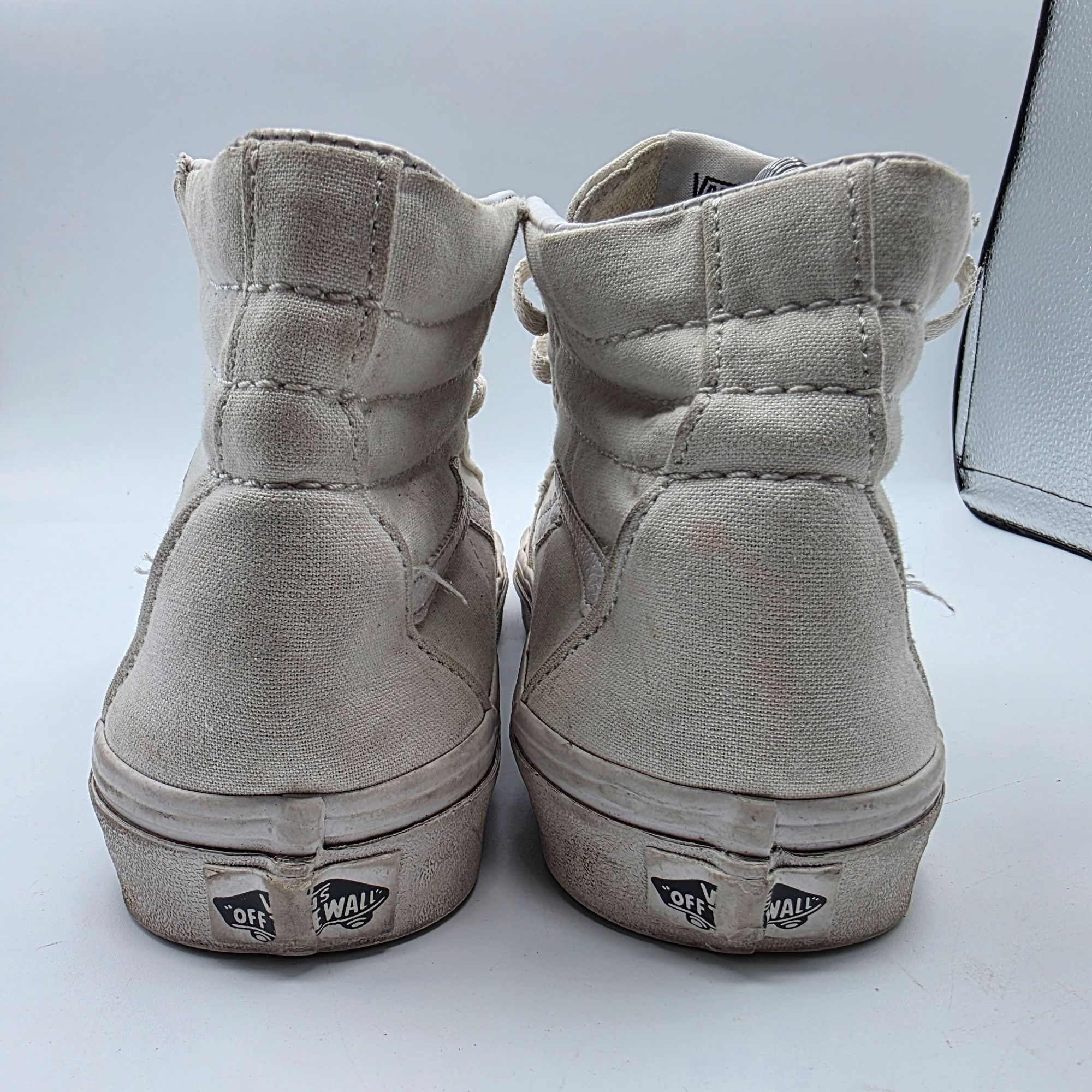 Vans Vans Sk8-Hi Womens 9 Triple White High Top Sneakers Shoes Ca Size US 9 / IT 39 - 5 Thumbnail