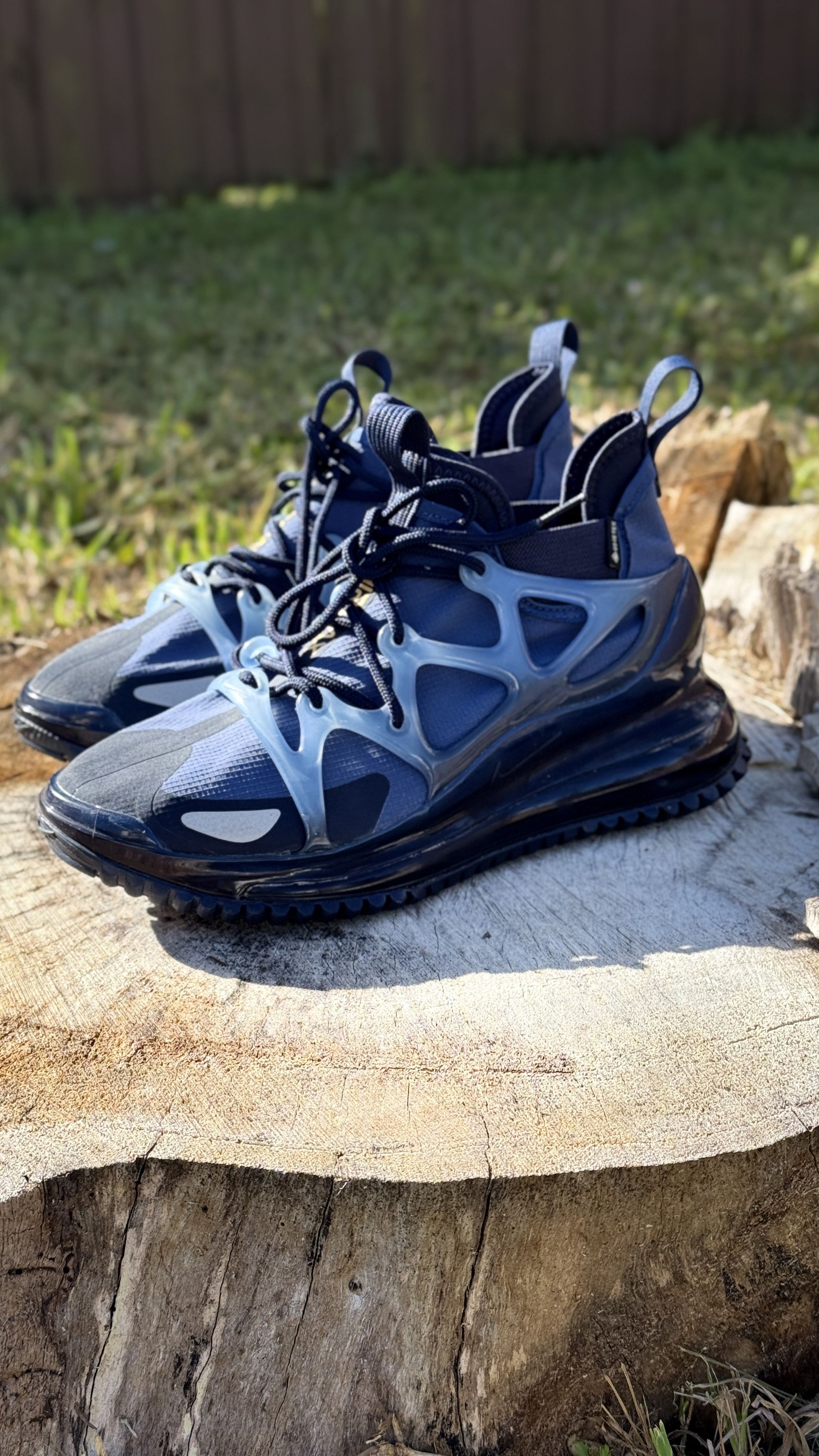 Nike Air Max 720 Horizon Gore-Tex Size US 8 / EU 41 - 1 Thumbnail