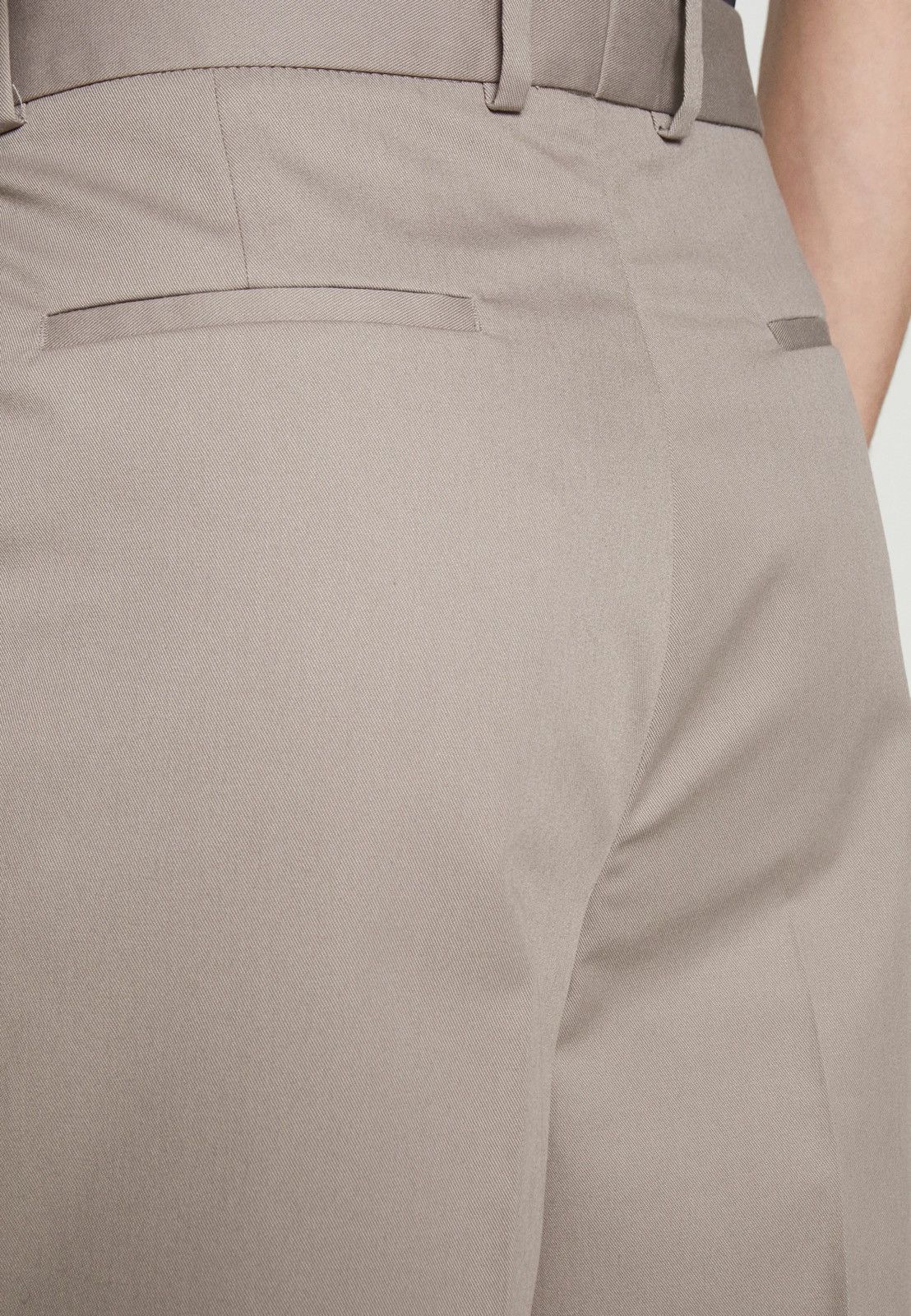 Han Kjobenhavn !DS! AW22 Han Kjobenhavn Boxy Suit Beige Trousers Size US 30 / EU 46 - 5 Thumbnail
