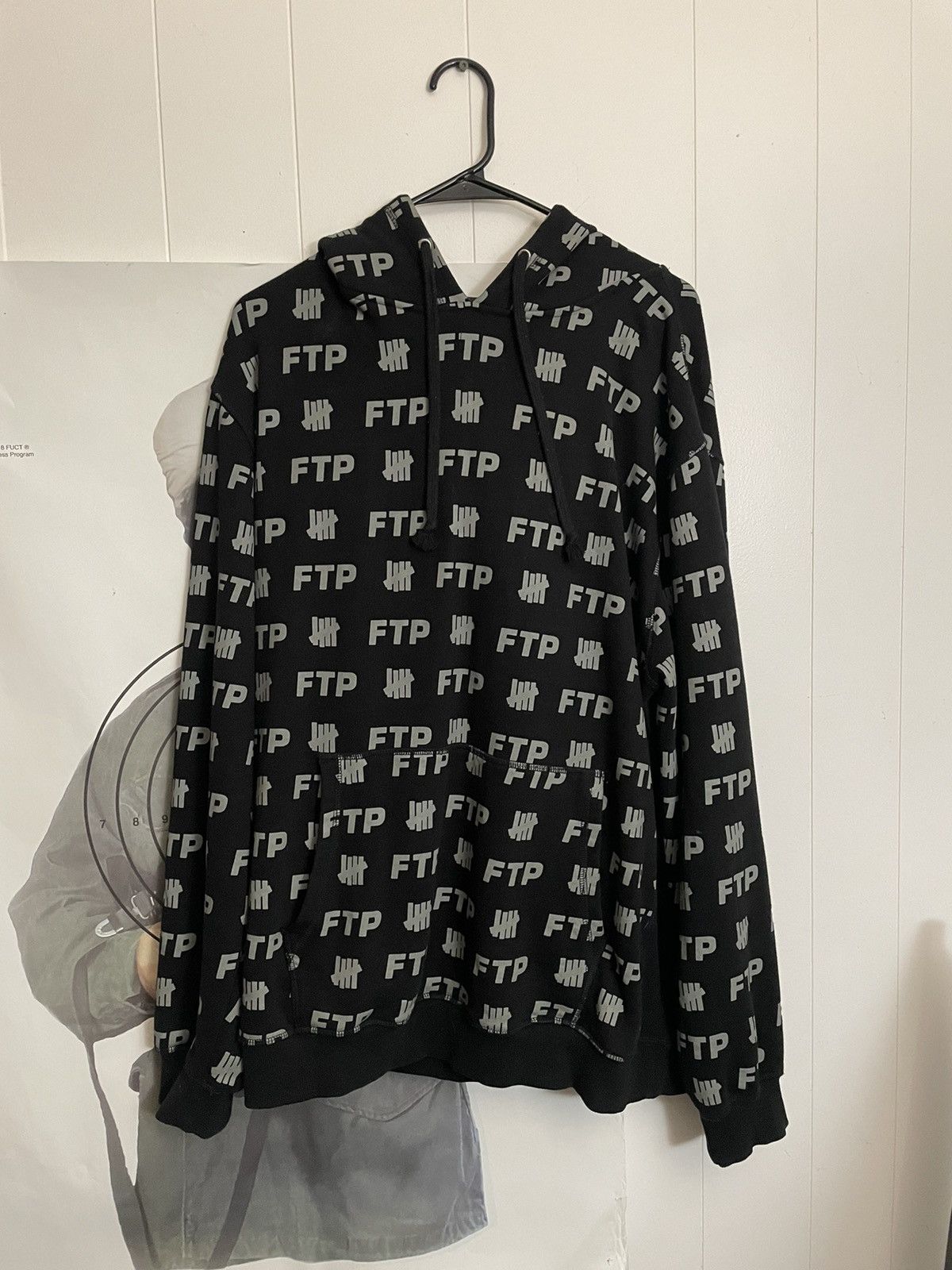 Lサイズ状態FTP×UNDEFEATED REFLECTIVE HOODIE - パーカー