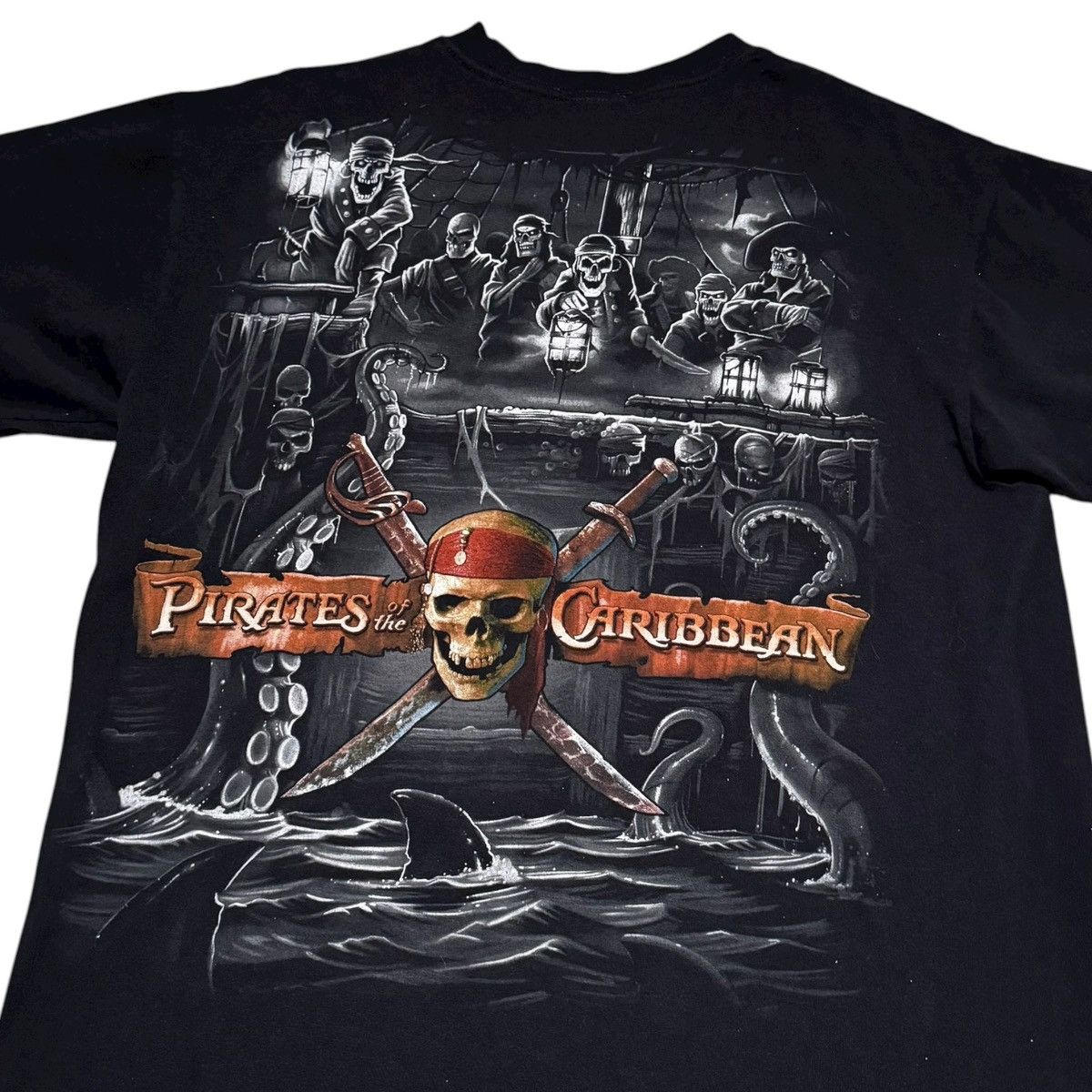Disney Walt Disney World Pirates of the Caribbean Shirt Men's L Size US L / EU 52-54 / 3 - 2 Thumbnail