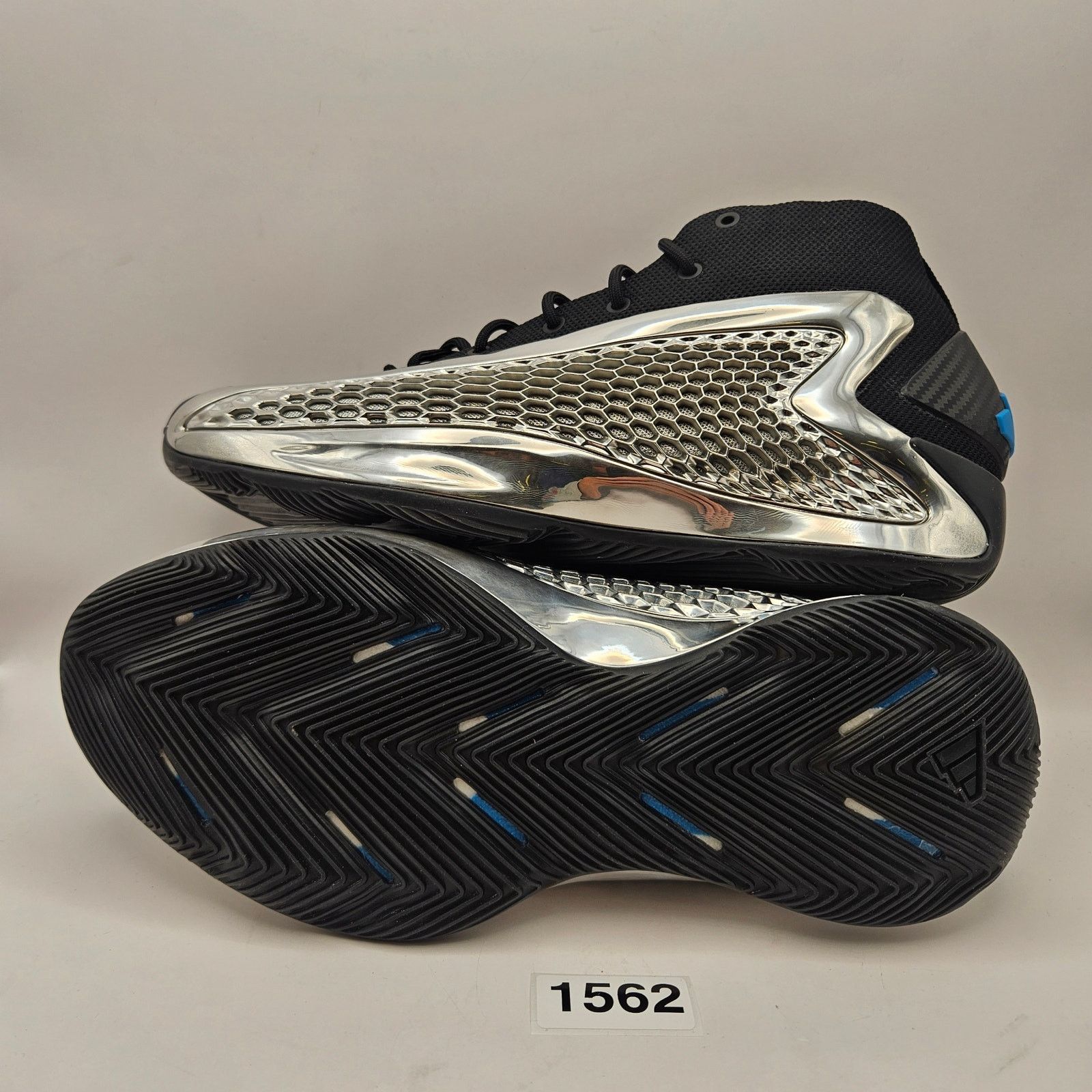Adidas ADIDAS MEN'S 9 AE 1 ANTHONY EDWARDS 1 SILVER METALLIC CHROME Size US 9 / EU 42 - 5 Thumbnail