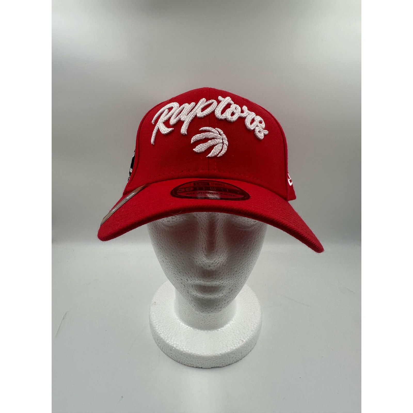 New Era Toronto Raptors New Era 39Thirty Size M/L Red 2020 NBA Size ONE SIZE - 1 Thumbnail