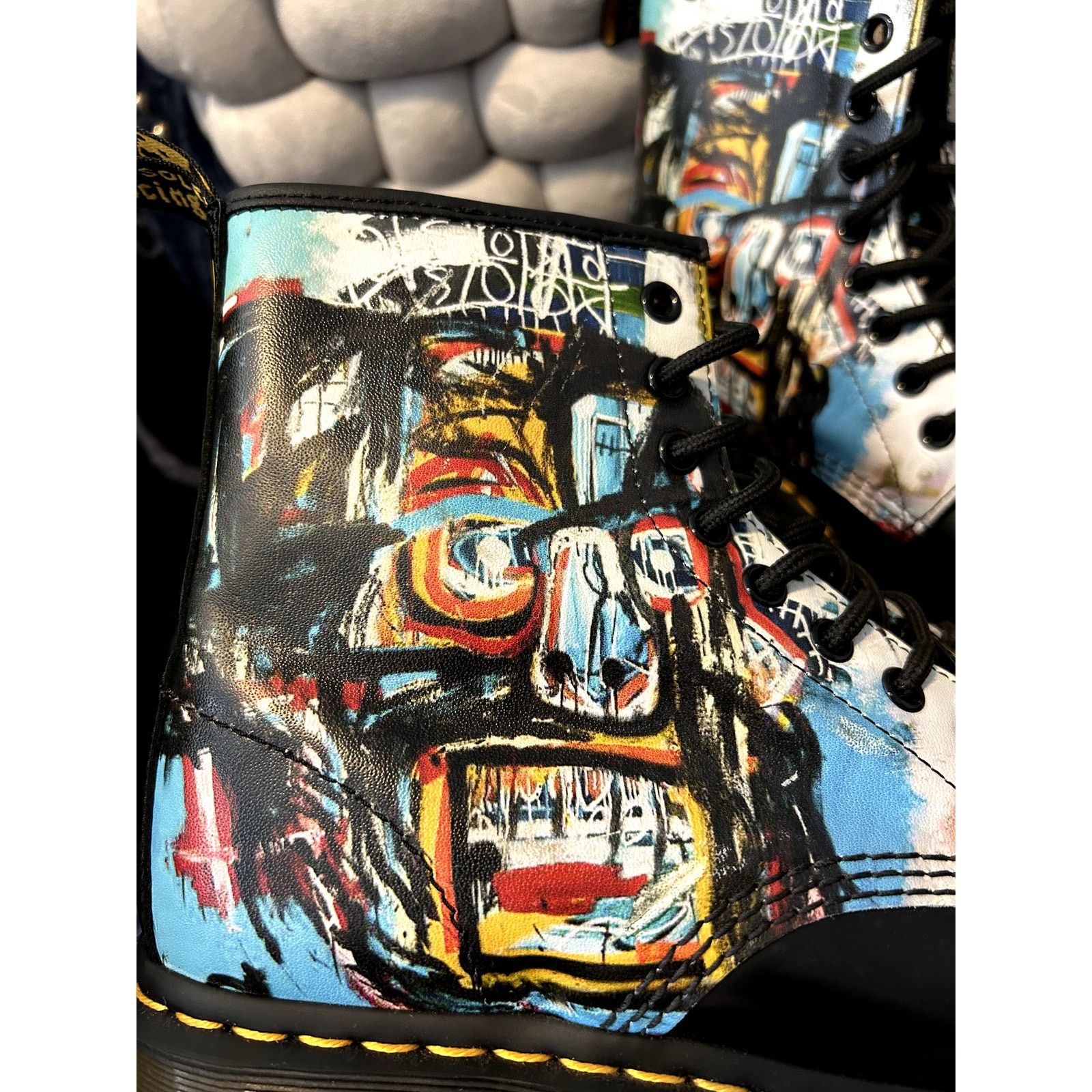 Dr. Martens Dr Martens x Basquiat II Boots Size 8/EU39 NWOT Size US 8 / IT 38 - 5 Thumbnail