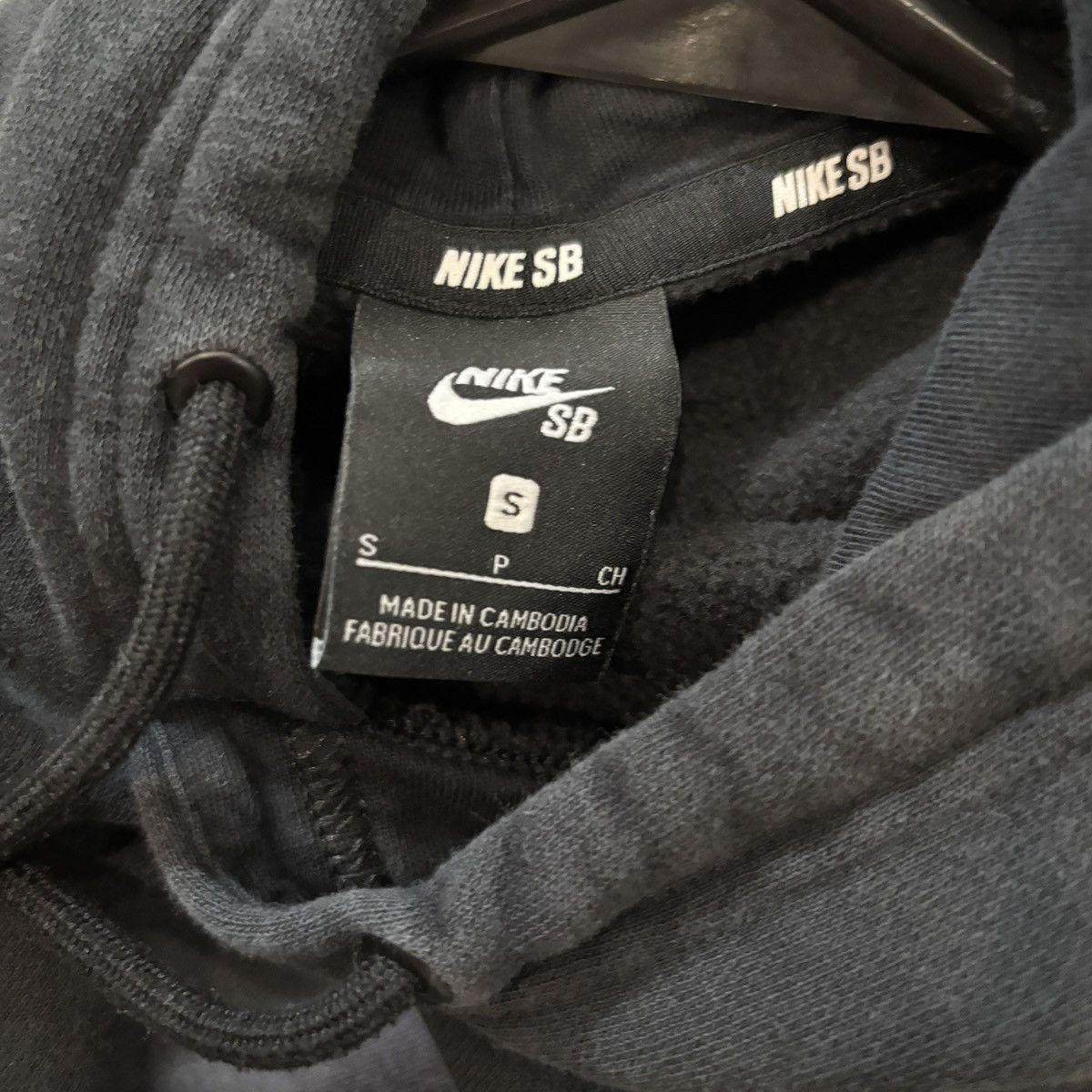 Nike Nike Hoodie Mens Black Pink Swoosh Sweatshirt Size Small Size US S / EU 44-46 / 1 - 11 Thumbnail