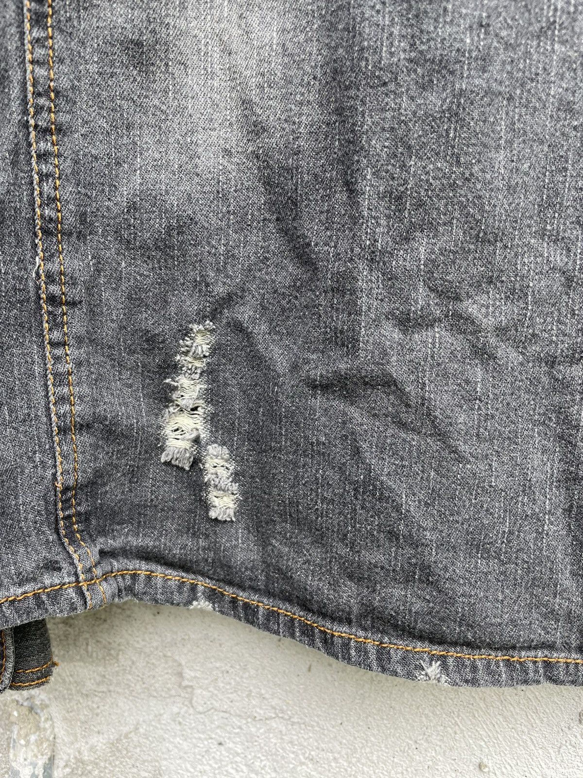 In The Attic In The Attic Changeabl Design Denim Jacket Distressed Size US M / EU 48-50 / 2 - 12 Thumbnail