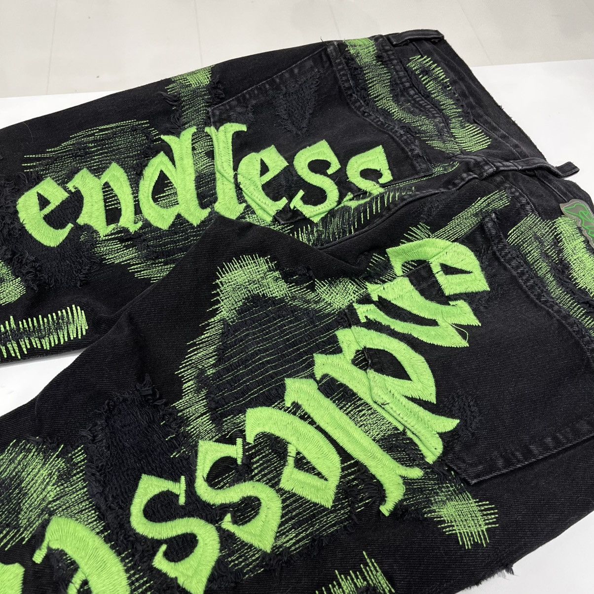 Endless Vlone x Endless Embroidered And Distressed Denim Jeans B/G Size US 32 / EU 48 - 4 Thumbnail