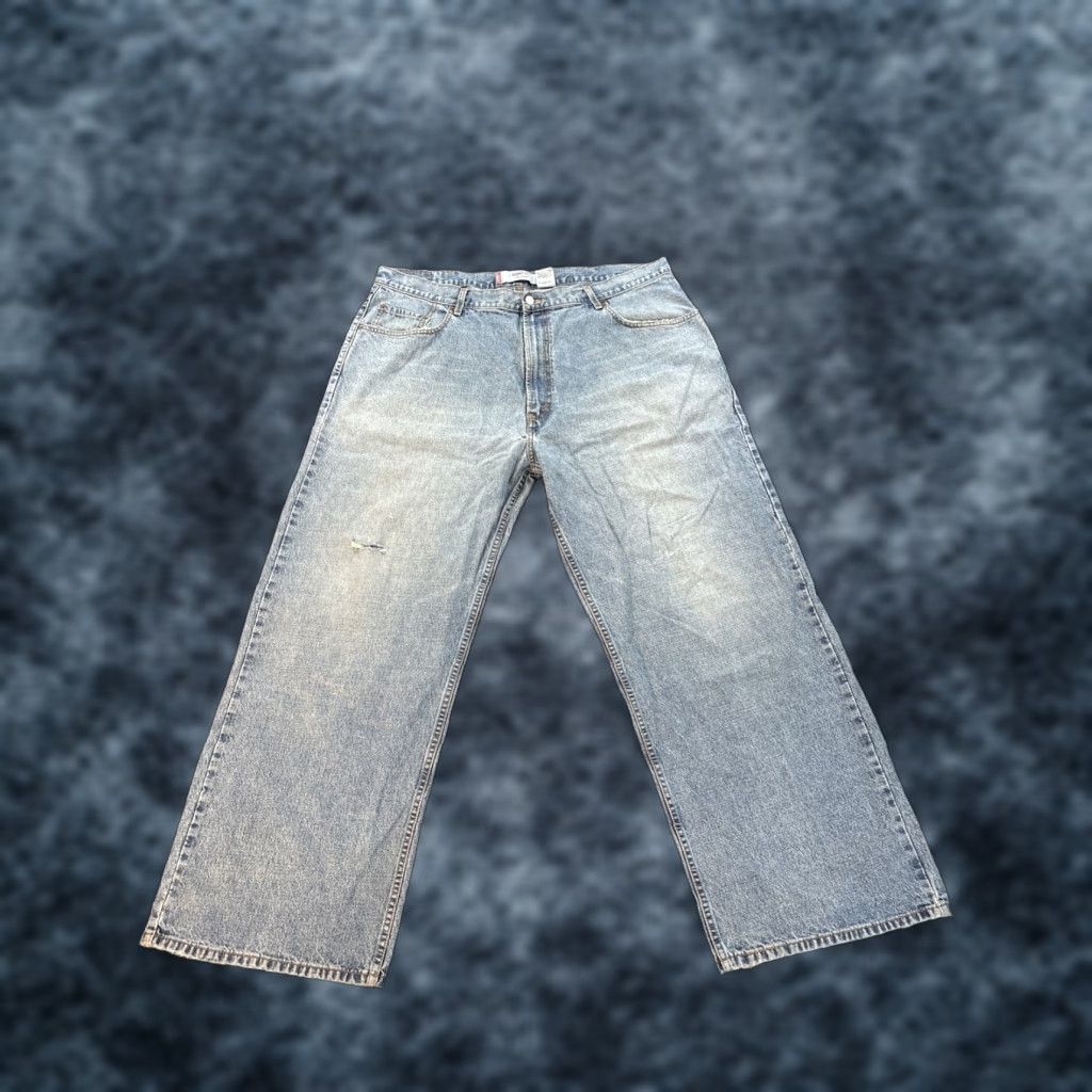 Levi's VINTAGE Levi's 599 Jeans Baggy Loose Skater Punk Grunge Light Wash 42x30 Men Jeans 42 Blue Denim Relaxed Wide-Leg Mens Size US 42 / EU 58 - 1 Thumbnail