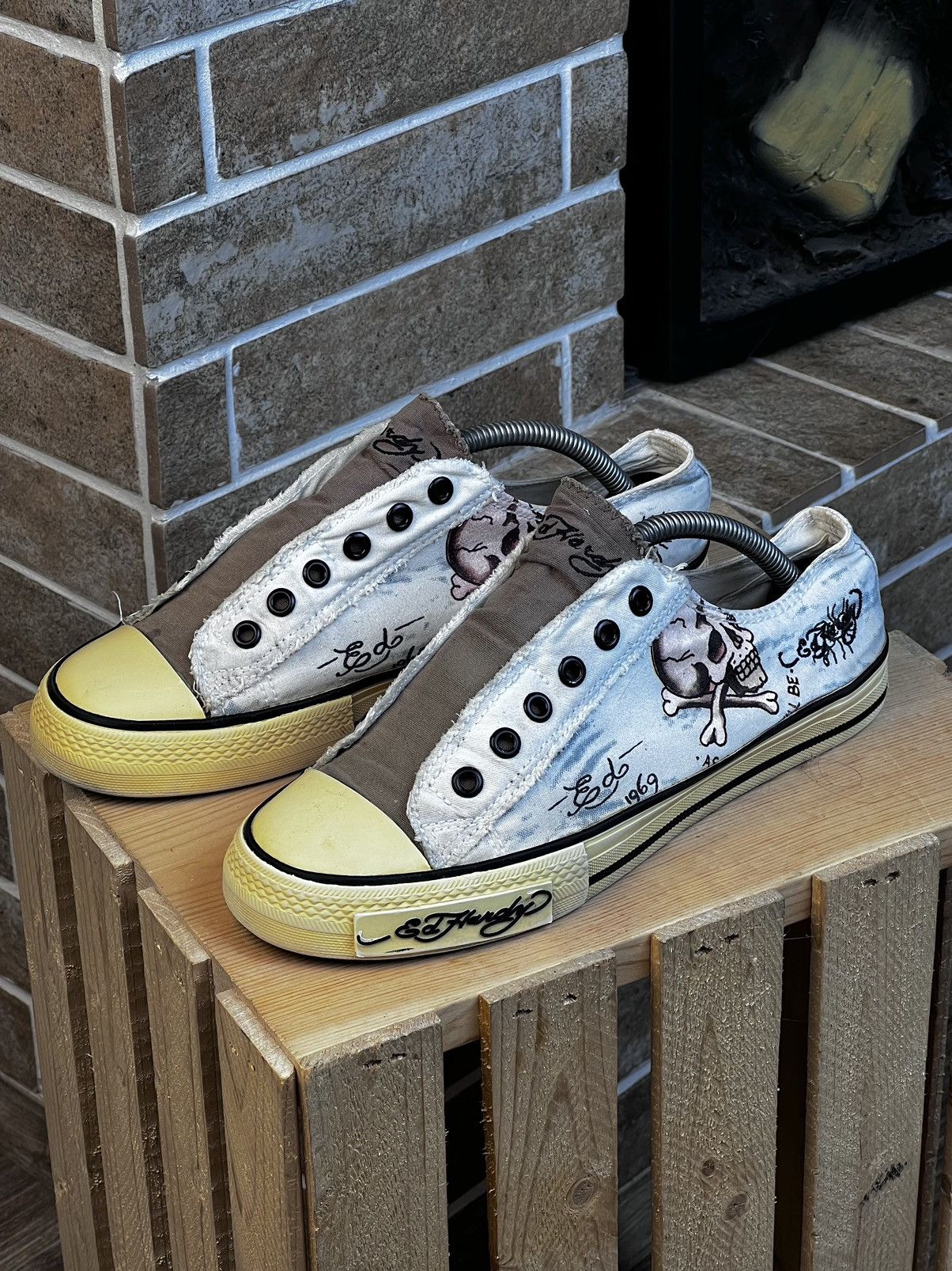 Christian Audigier × Ed Hardy × Vintage Ed Hardy Vintage Skulls Woman’s Beige Shoes Size US 8 / IT 38 - 1 Thumbnail