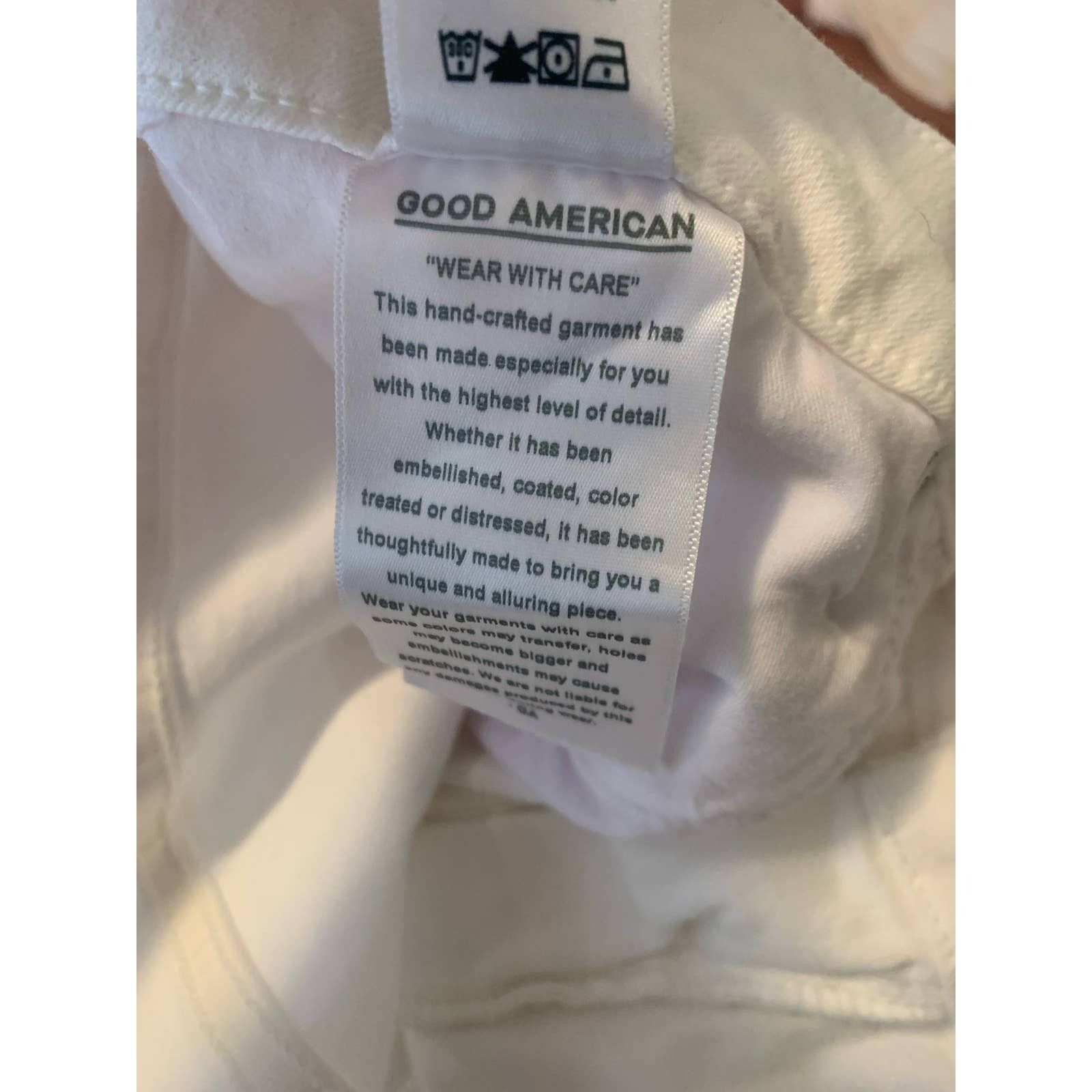 Good American Good American white Good Legs Crop stretch jeans size 24 Size 42" / US 20 - 4 Thumbnail