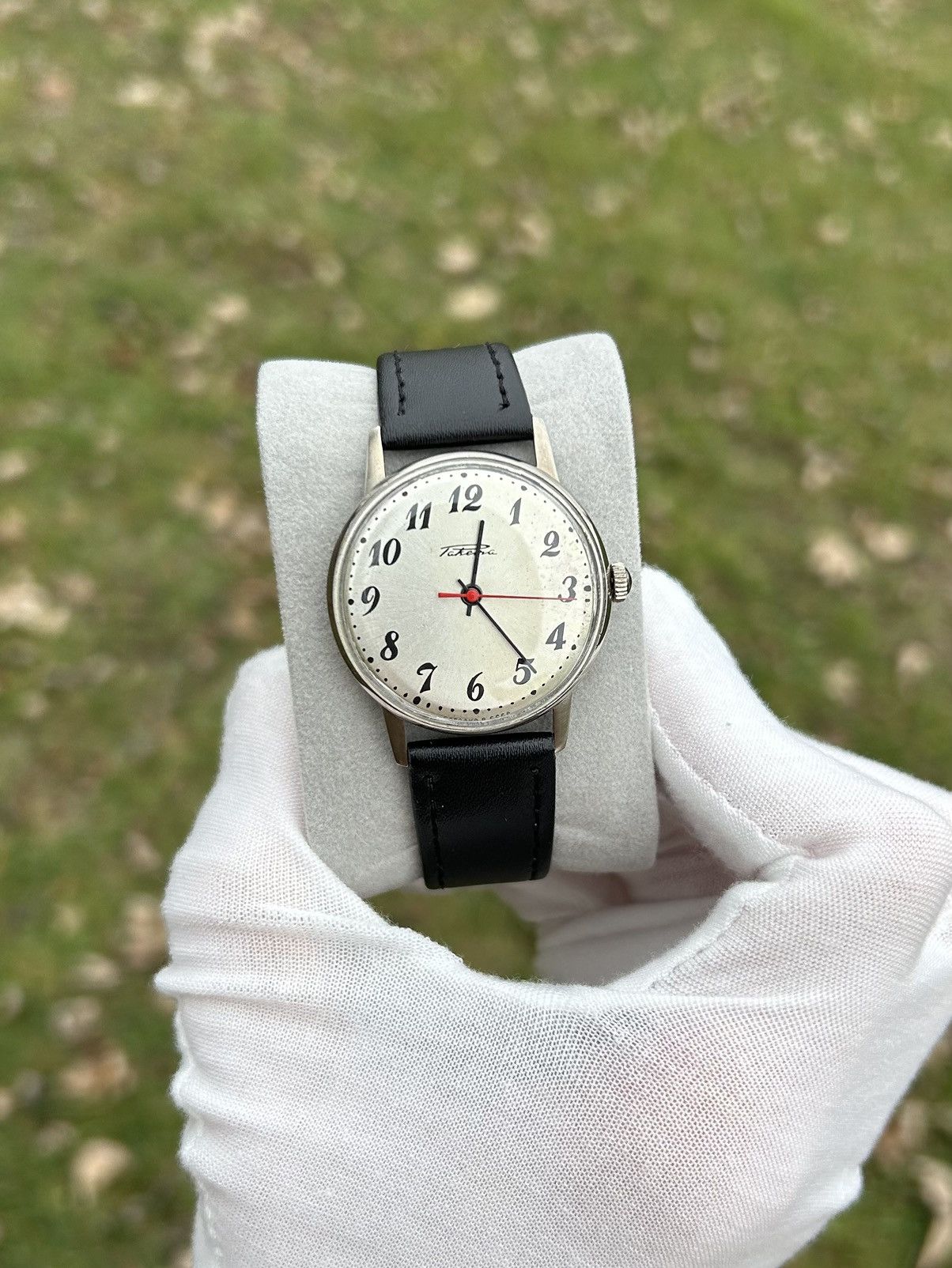 Vintage Vintage Watch Raketa Mechanical Made in USSR Authentic 1980s Size ONE SIZE - 9 Thumbnail