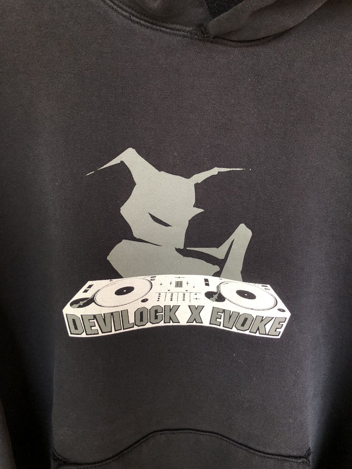 Devilock Vintage Devillock x Evoke Distressed Hoodie Size US M / EU 48-50 / 2 - 5 Thumbnail