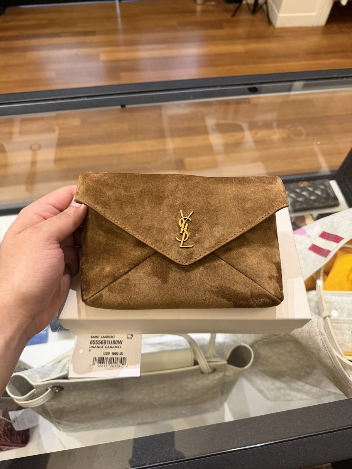 Saint Laurent Paris Saint Laurent Cassandre Envelope Suede Shoulder Bag Size ONE SIZE - 5 Thumbnail