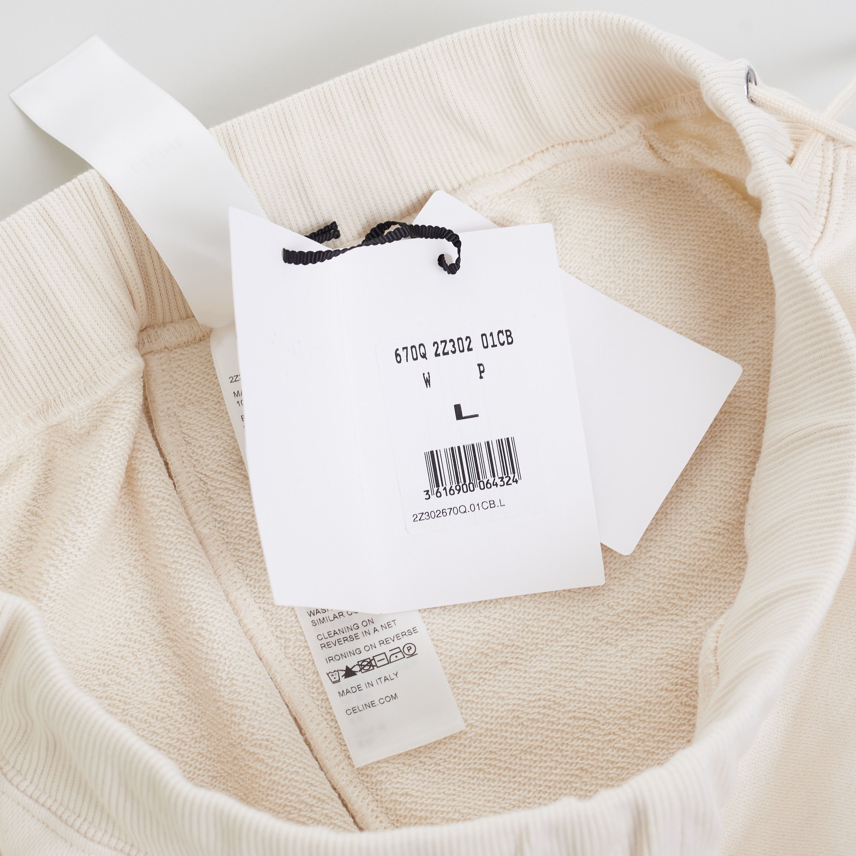 Celine Loose Celine Embroidered Shorts In Cream/Black Size M Size 30" / US 8 / IT 44 - 9 Thumbnail