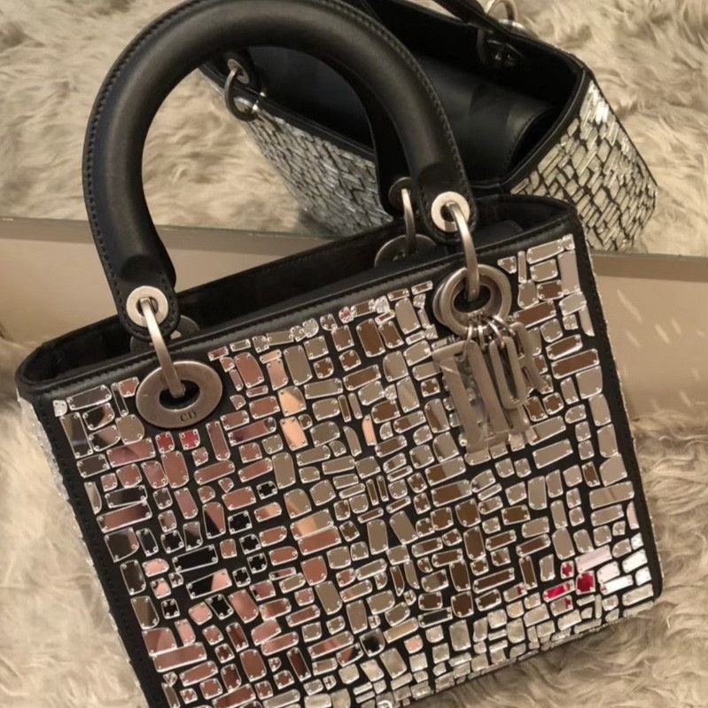 Dior Pre-loved Bag Very good condition Size ONE SIZE - 1 Thumbnail