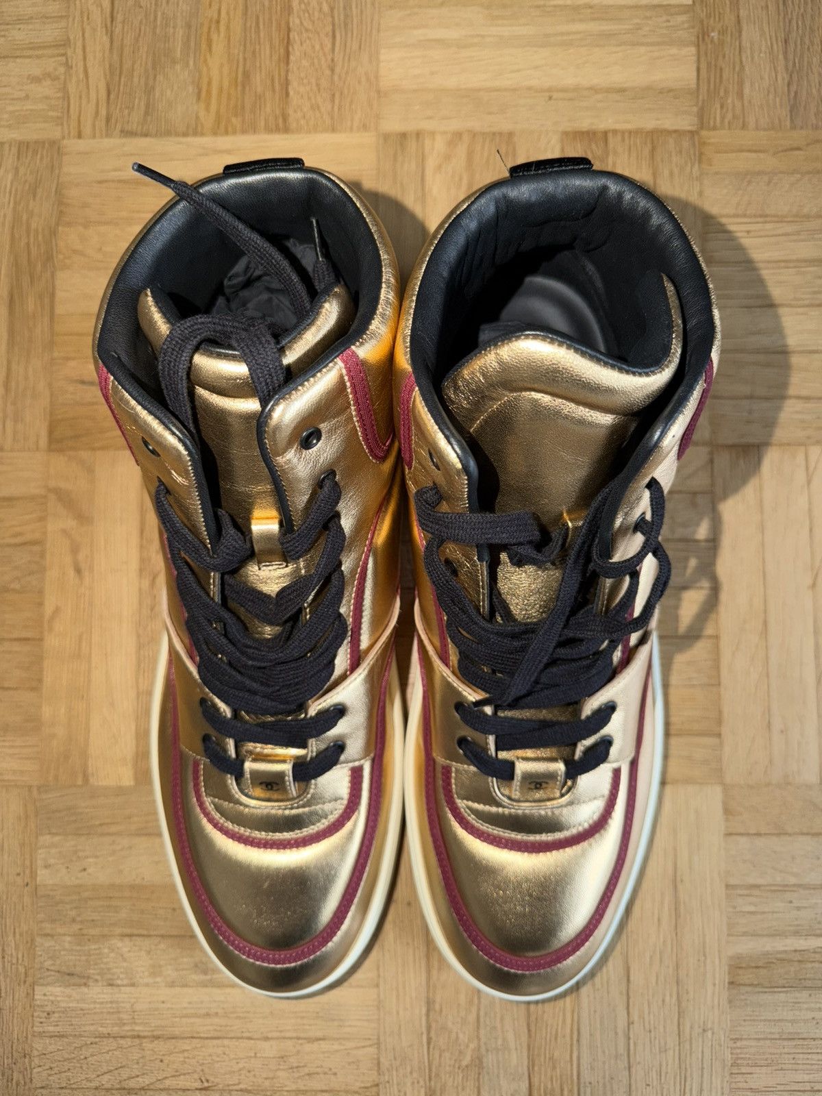 Chanel Chanel High Top Sneaker gold Size US 12 / EU 45 - 4 Thumbnail