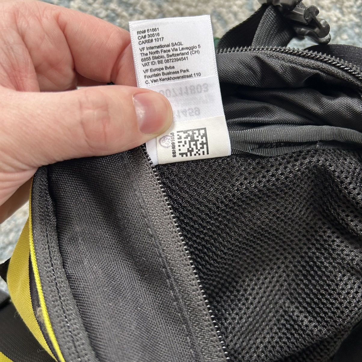 Supreme × The North Face FALL WiNTER 2018 TNF EXPEDiTiON WAiST BAG SULPHUR NYLON YKK Size ONE SIZE - 17 Thumbnail