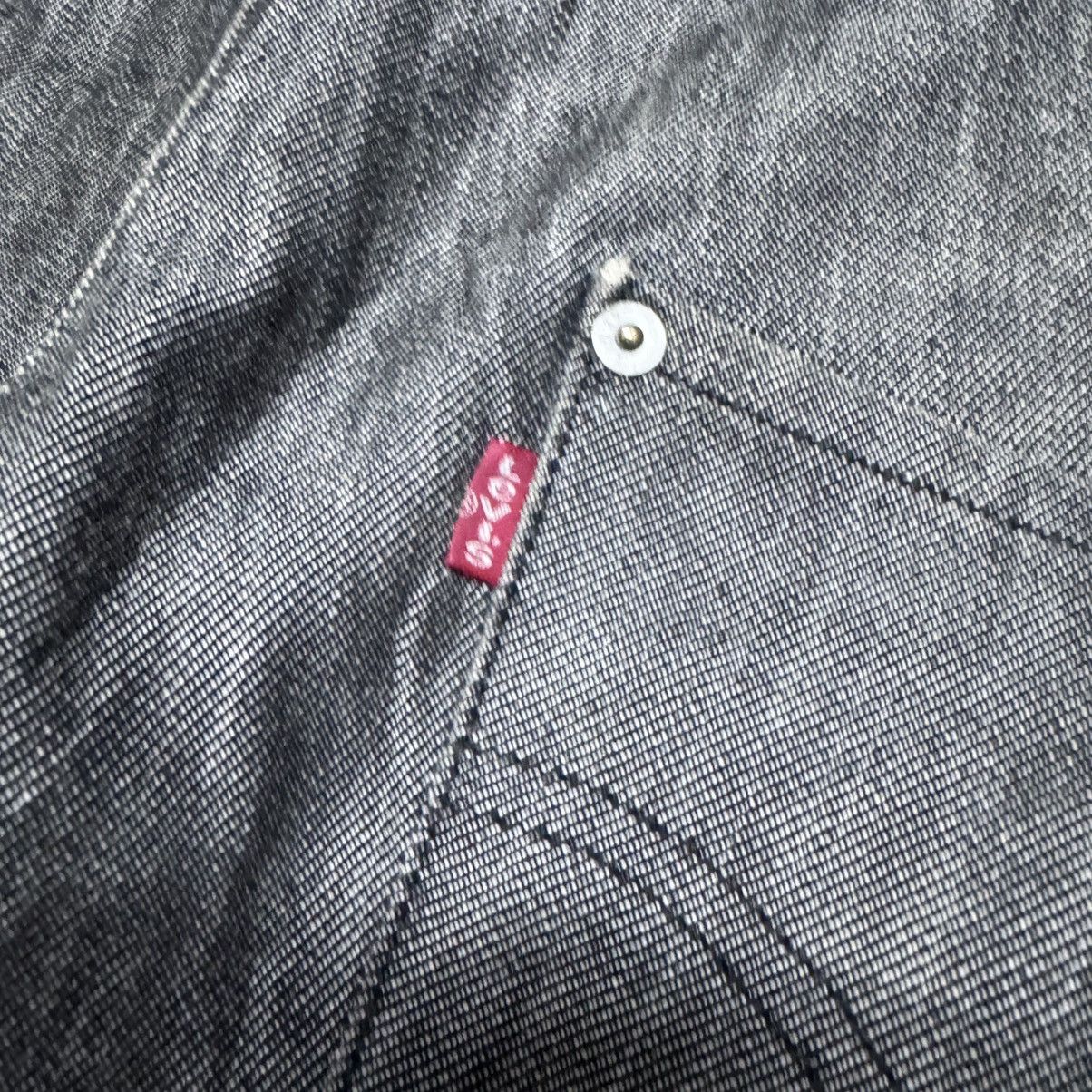 Levi's Vintage Levis Engineered Black Denim Jeans Twisted cut Size US 29 - 20 Thumbnail