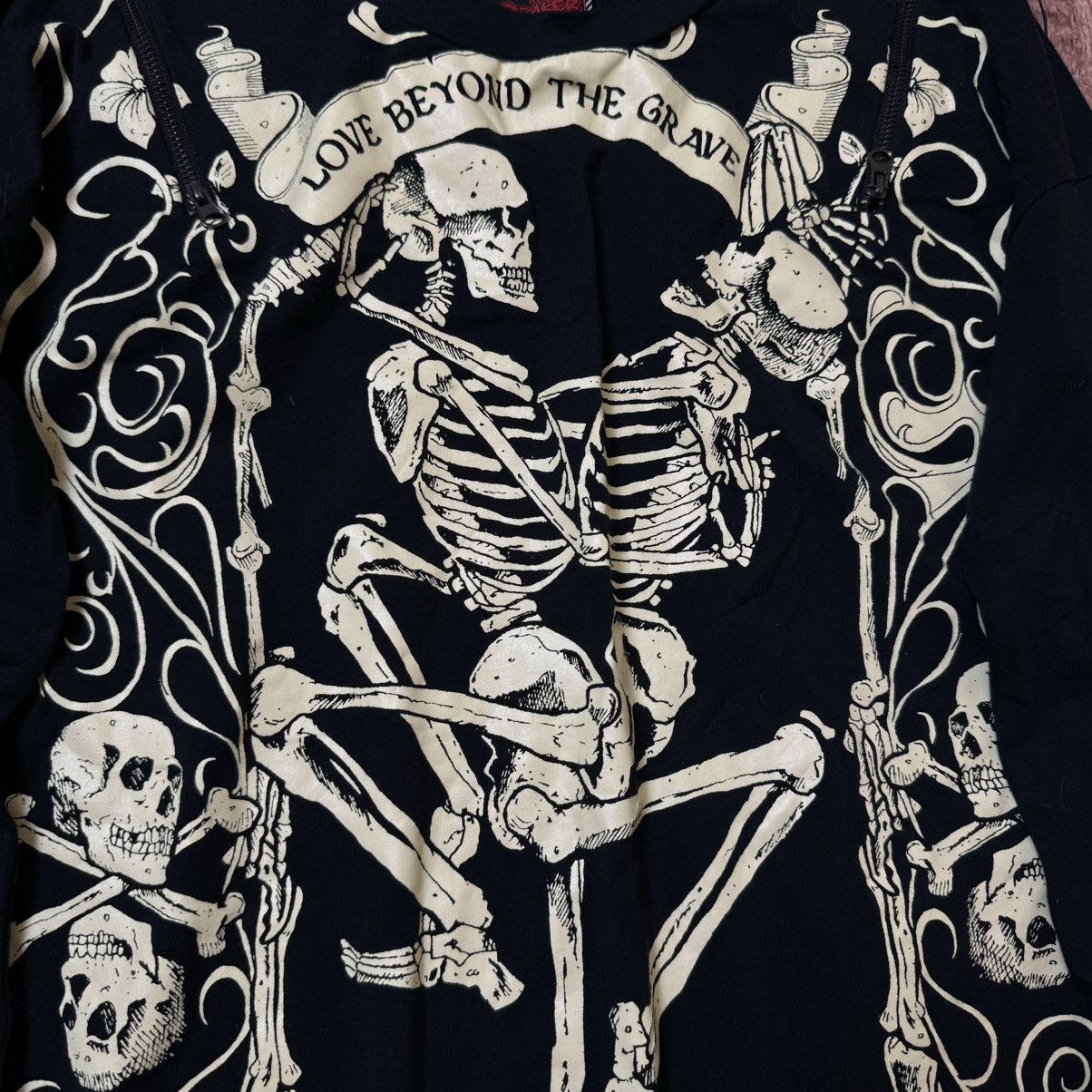 Anime × Band Tees × Vintage Vintage t-shirt Skeleton porn love 💀💀💀 Size US M / EU 48-50 / 2 - 2 Thumbnail