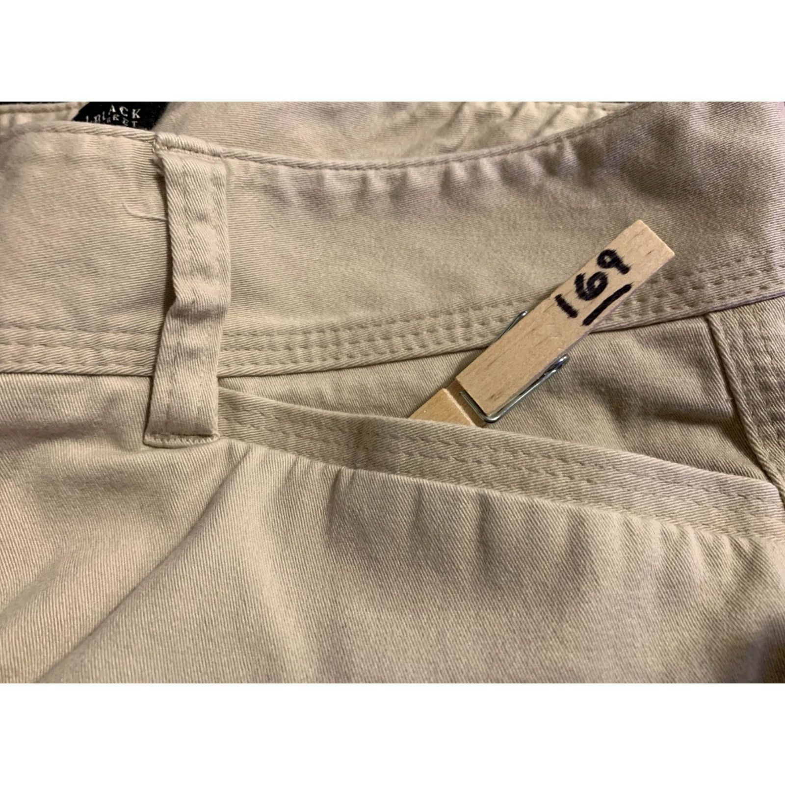 White House Black Market White House Black Market Slim Crop Ankle Pants Sz 6 beige khaki Size 28" / US 6 / IT 42 - 4 Thumbnail