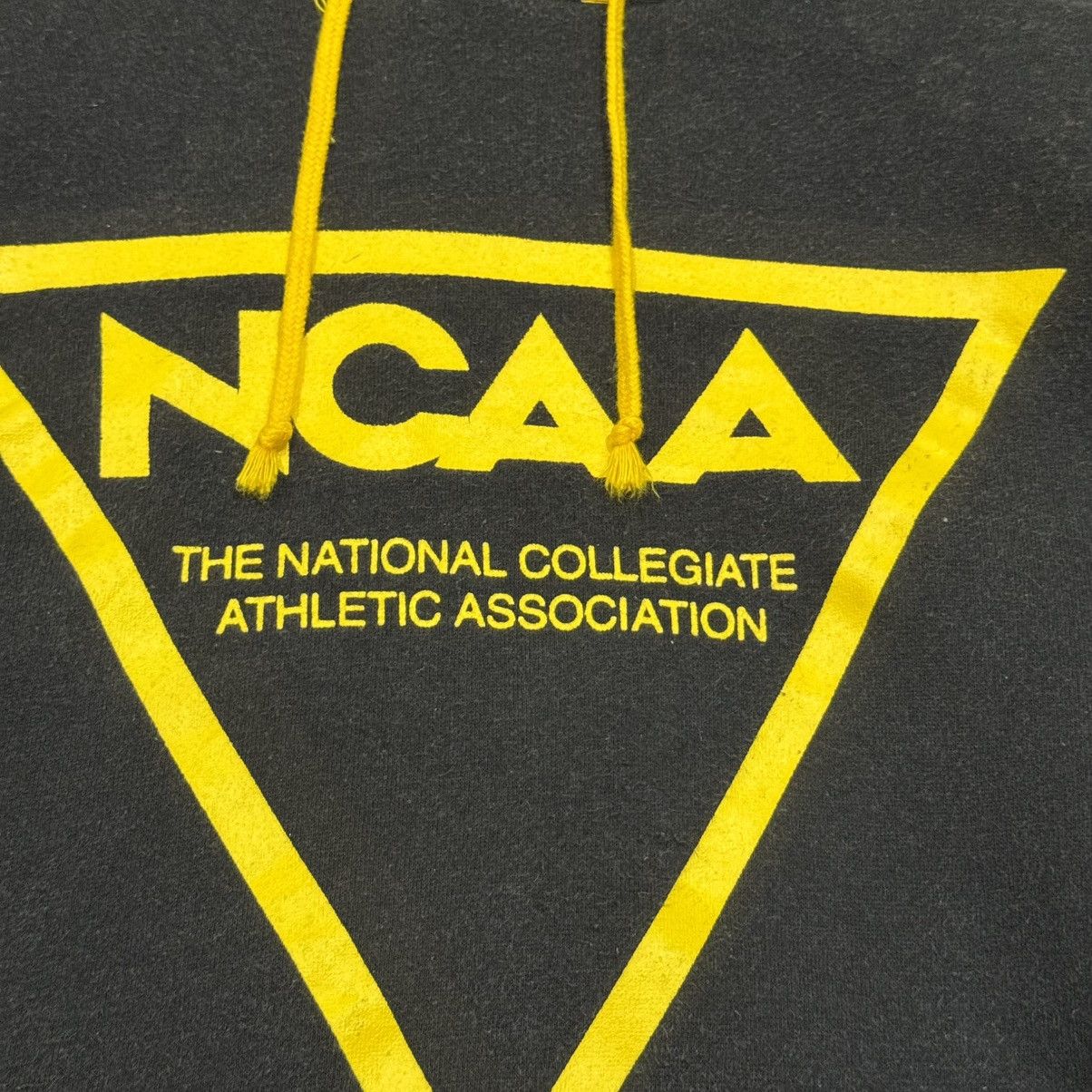 NCAA Vintage 80s NCAA Hoodie Black & Yellow Hoodie Size US M / EU 48-50 / 2 - 5 Thumbnail