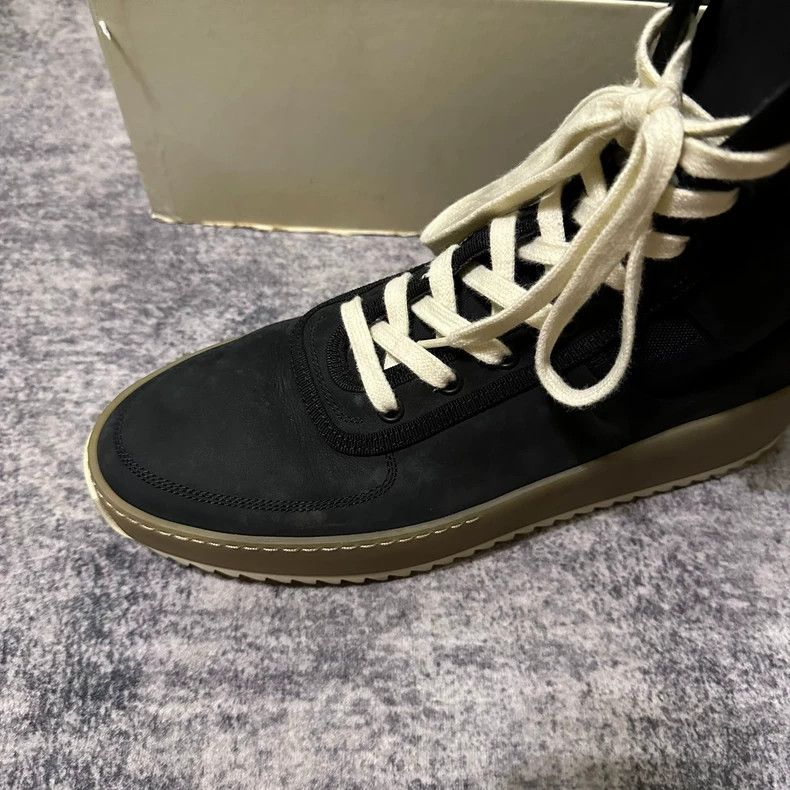 Fear of God Fear of God The first generation of rubber-soled military Size US 8 / EU 41 - 6 Thumbnail