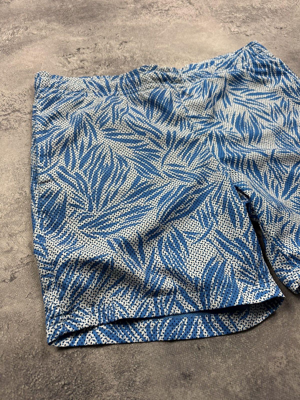 Nike Vintage Nike Swim Shorts Monogram Y2K Swoosh Swimwear Size S Size US 30 / EU 46 - 3 Thumbnail