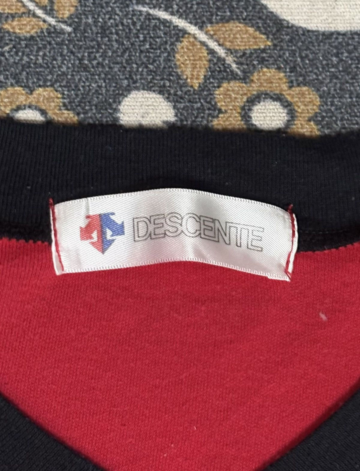 Descente × Japanese Brand Vintage DESCENTE SANSHO 12 Long Sleeve Soccer Jersey Size US S / EU 44-46 / 1 - 7 Thumbnail