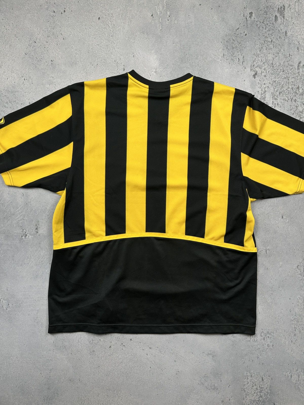 Nike Vintage Nike Striped Football Jersey Yellow Black XXL y2k Size US XXL / EU 58 / 5 - 2 Thumbnail