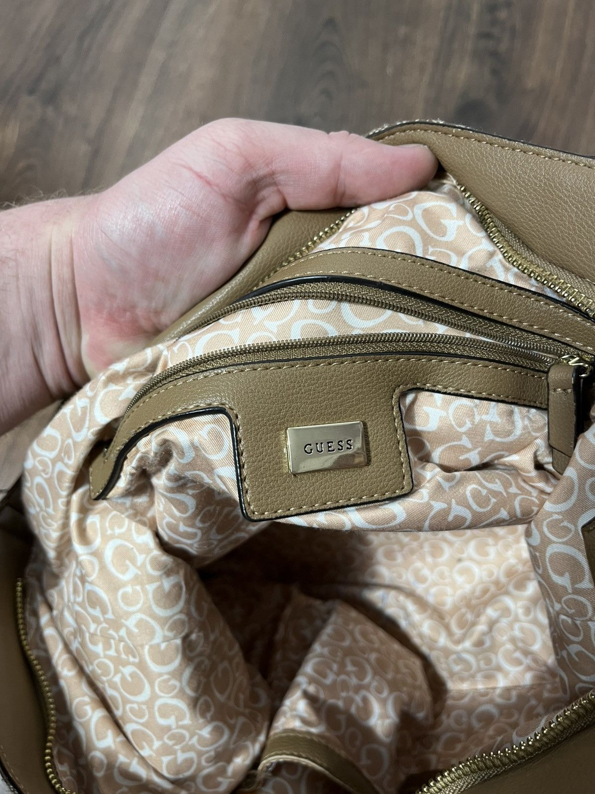Guess × Vintage Y2K GUESS Monogram Shoulder Bag with Adjustable Strap Size ONE SIZE - 12 Thumbnail