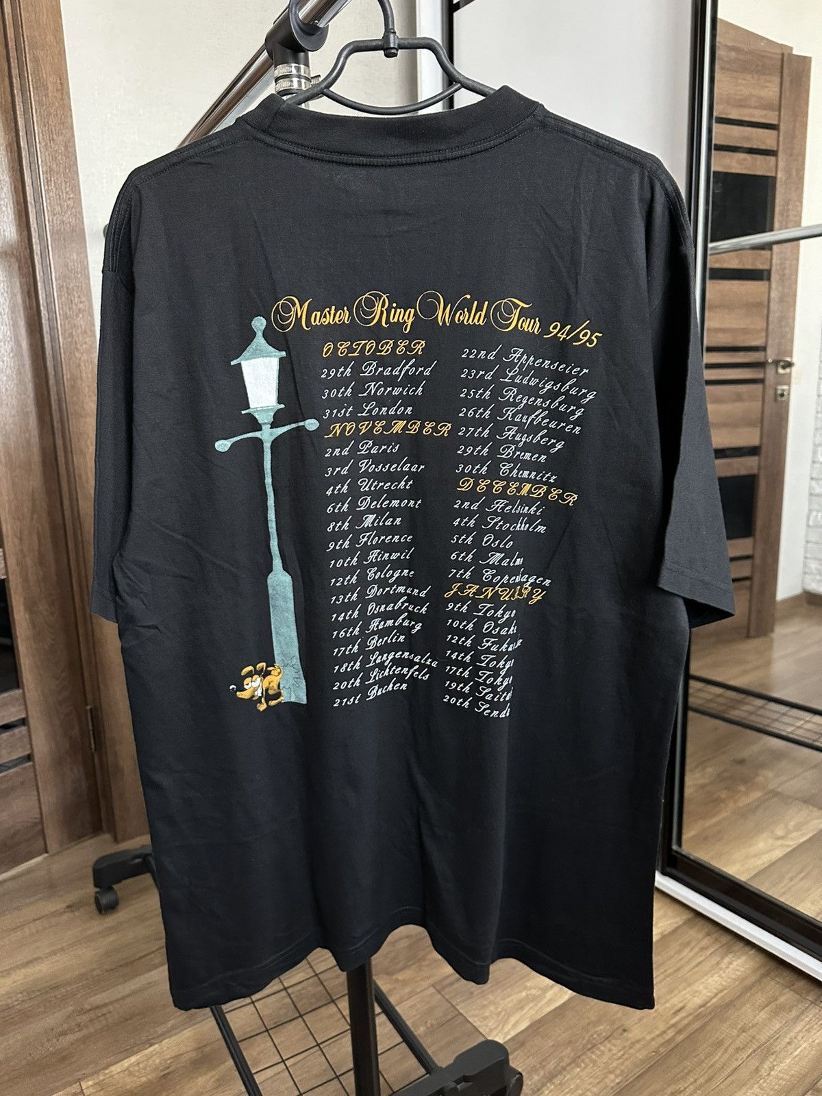 Band Tees 1994 Helloween Master Ring Vintage Tour Band T-Shirt Tee Size US XL / EU 56 / 4 - 6 Thumbnail