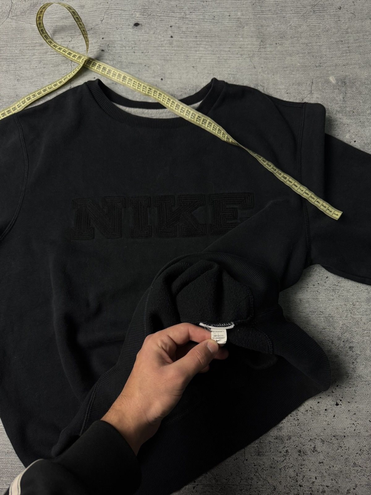 Nike Vintage 2000's Nike Y2K Sweatshirt Black Mens L Size US L / EU 52-54 / 3 - 8 Thumbnail
