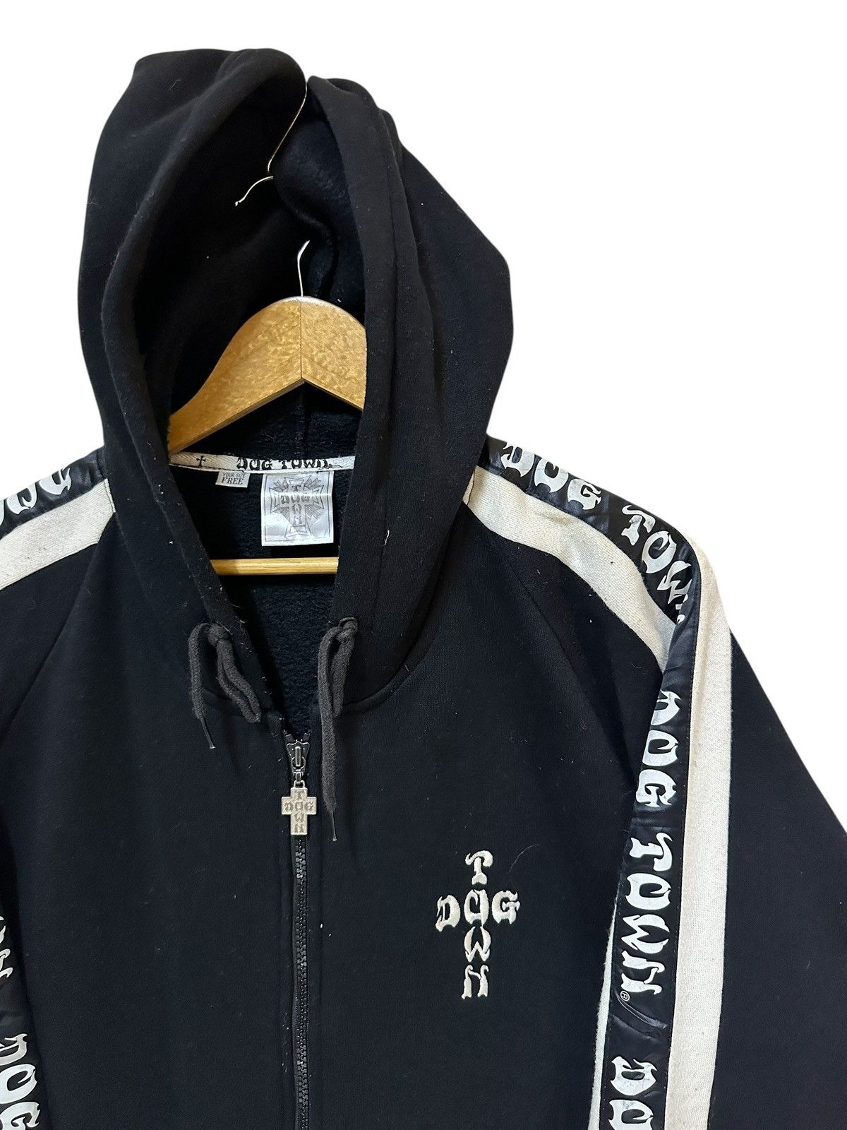 Dogtown Vintage Dogtown Sidetape Hoodie Big Logo Size US XL / EU 56 / 4 - 5 Thumbnail