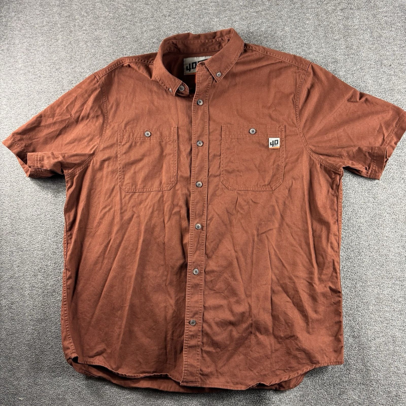 Duluth Trading Company Duluth Trading 40 Grit Shirt Mens XL Brown Short Sleeve Size US XL / EU 56 / 4 - 2 Thumbnail