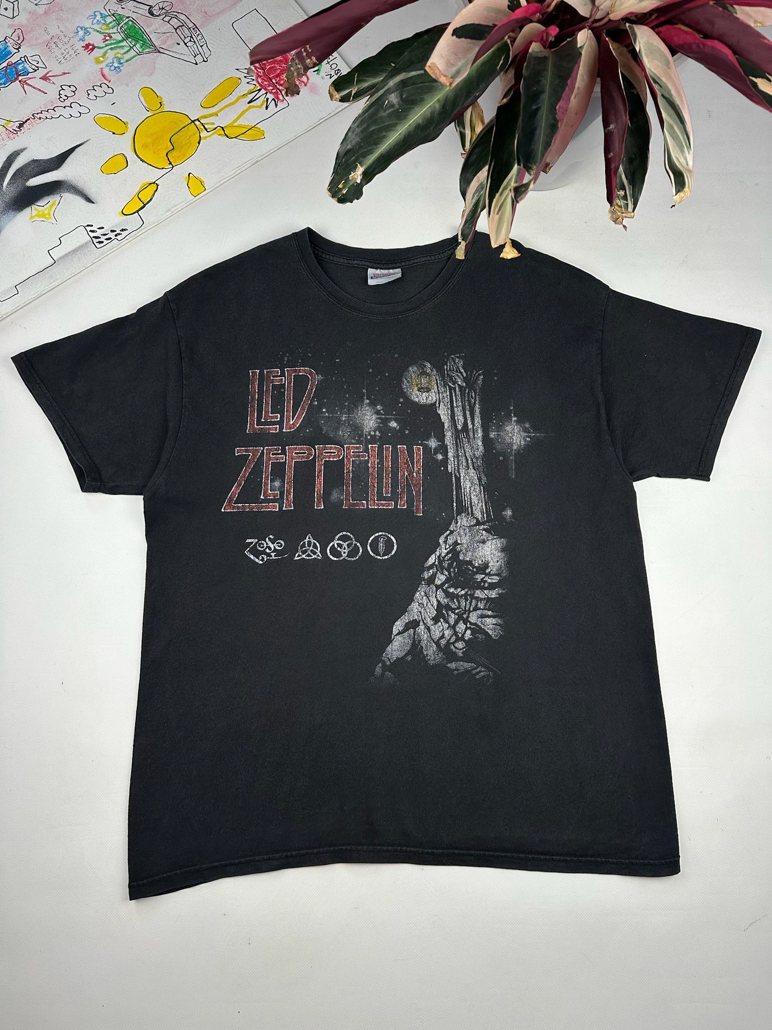 Led Zeppelin Vintage Led Zeppelin Band T-shirt faded Size US L / EU 52-54 / 3 - 1 Thumbnail