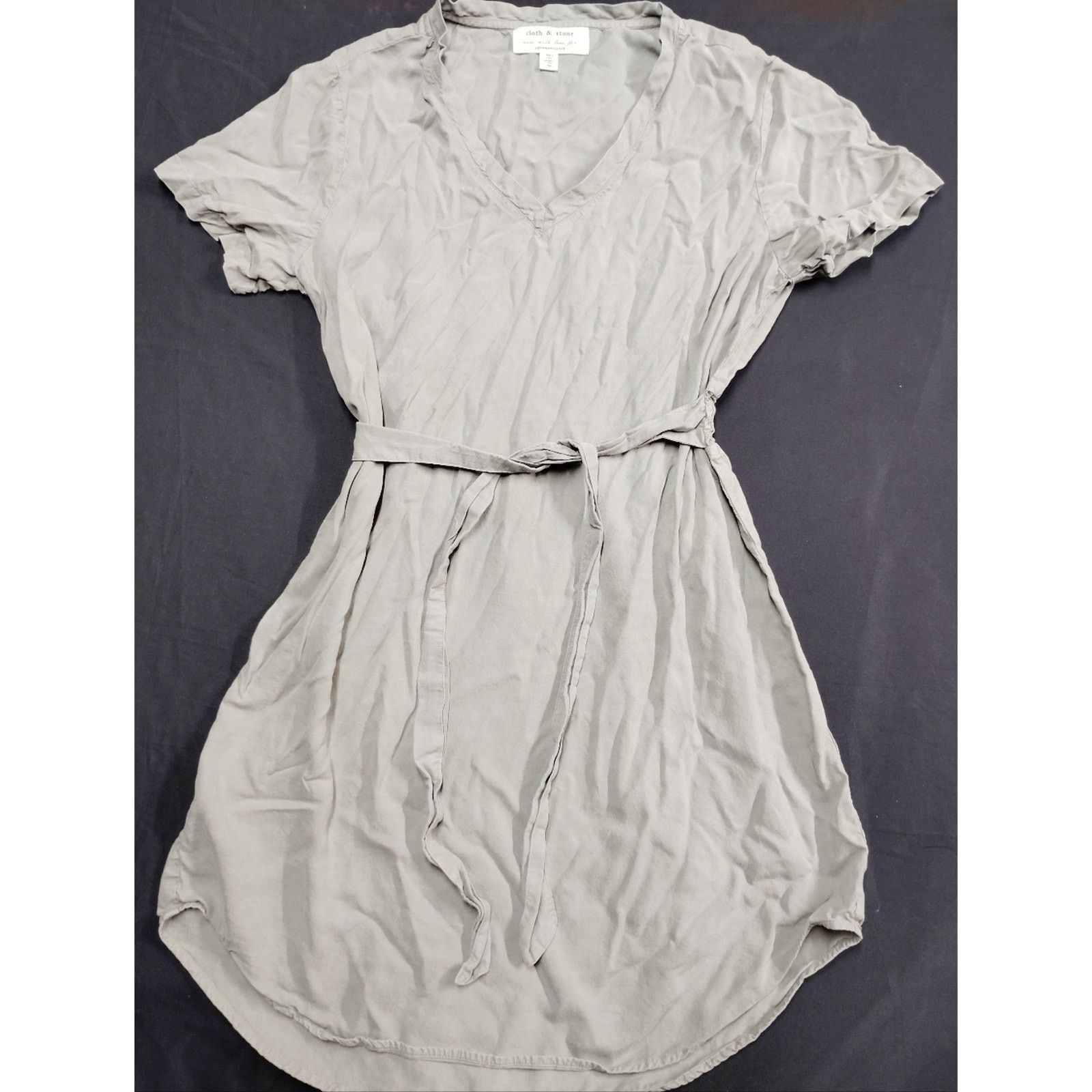 Anthropologie Anthropologie Cloth & Stone Light Olive Gray Tie-Waist Dress Size M / US 6-8 / IT 42-44 - 1 Thumbnail
