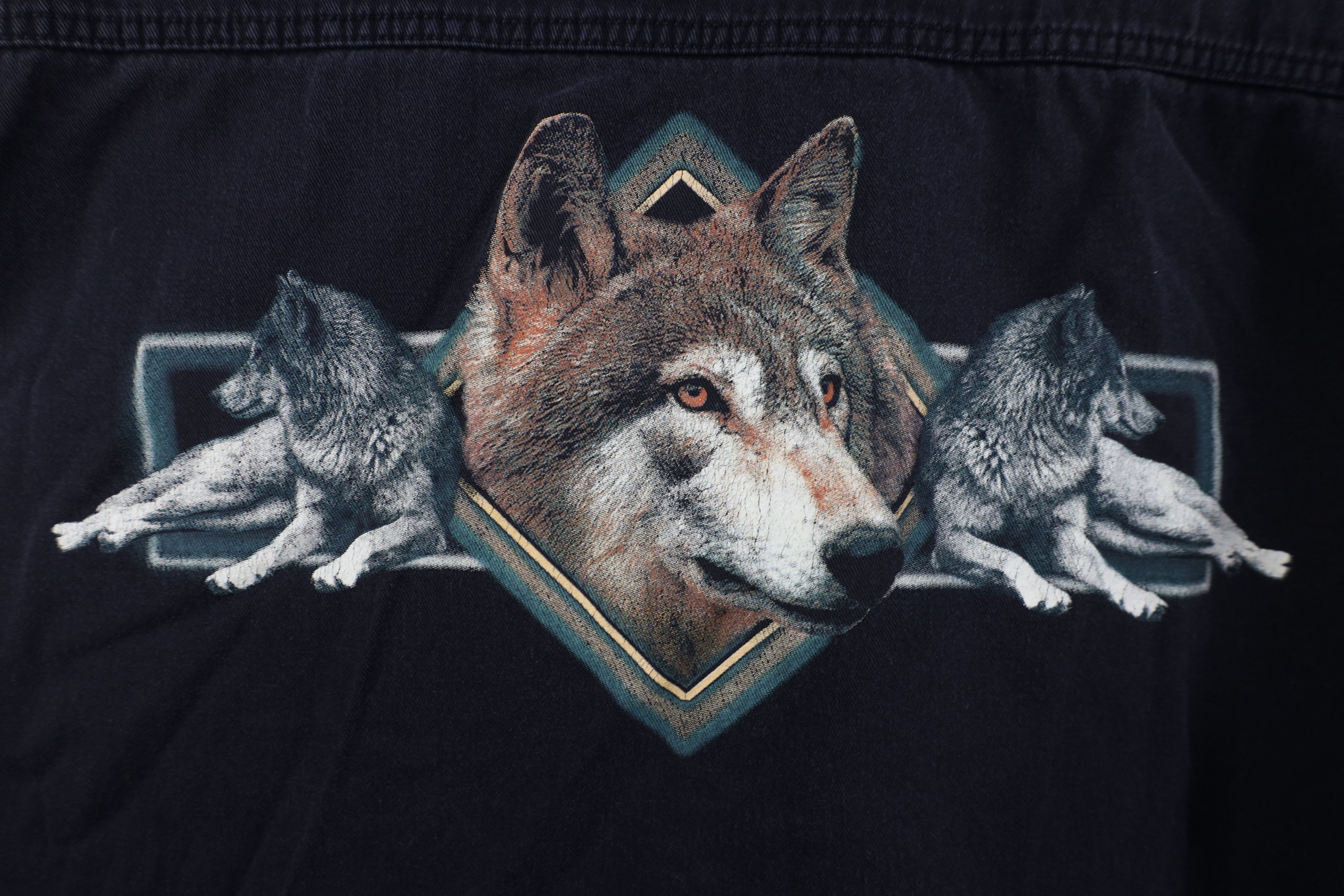 Vintage Vintage 90s Streetwear Nature Wolf Twill Button Down Shirt Size US M / EU 48-50 / 2 - 12 Thumbnail