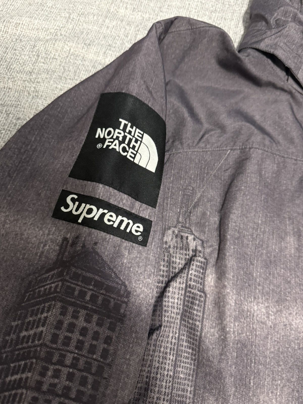 Supreme × The North Face Supreme TNF the north face 08ss night summit skyline jacket Size US M / EU 48-50 / 2 - 3 Thumbnail
