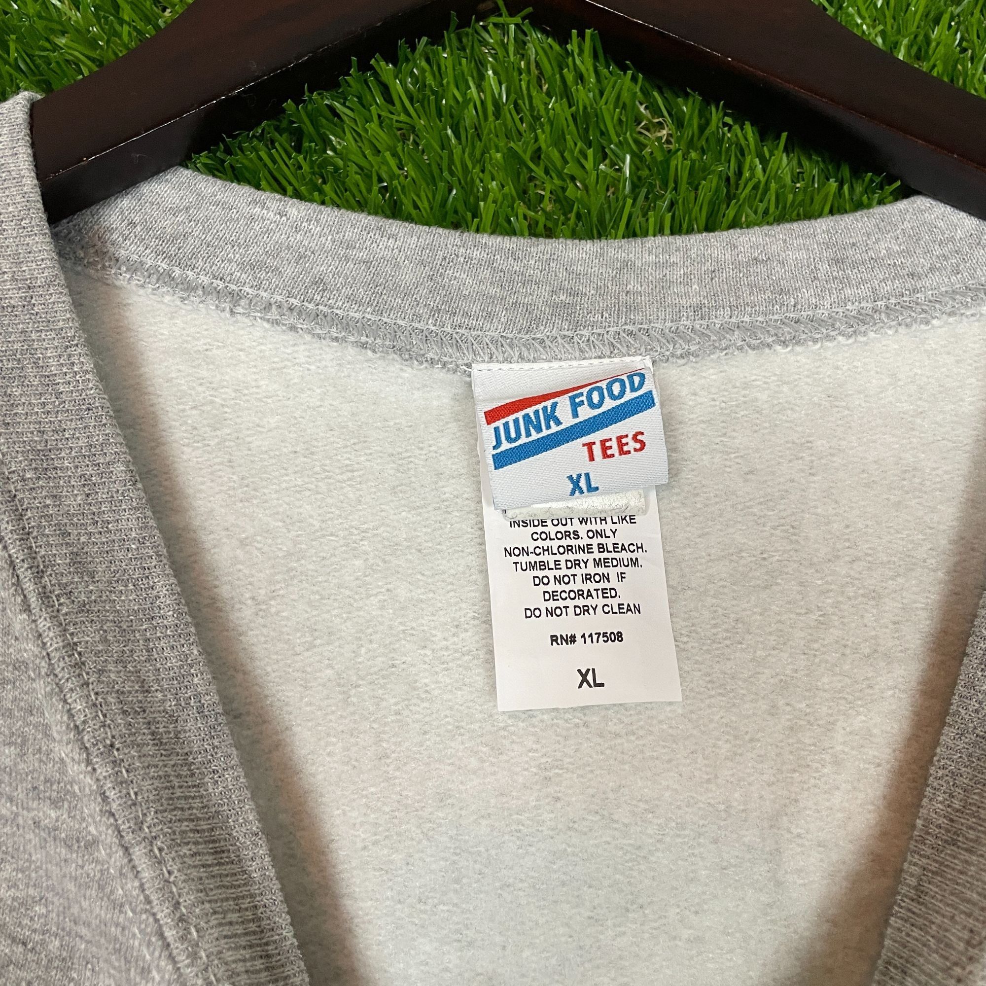 Urban Outfitters Miller Light Highlight Vintage Style Sweater size Extra Larg Size US XL / EU 56 / 4 - 2 Thumbnail
