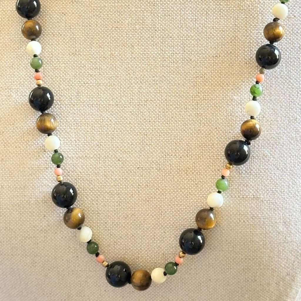 Vintage Vintage Gemstone Bead Necklace, Onyx, Tiger’s Eye, Nephrite Size ONE SIZE - 4 Thumbnail