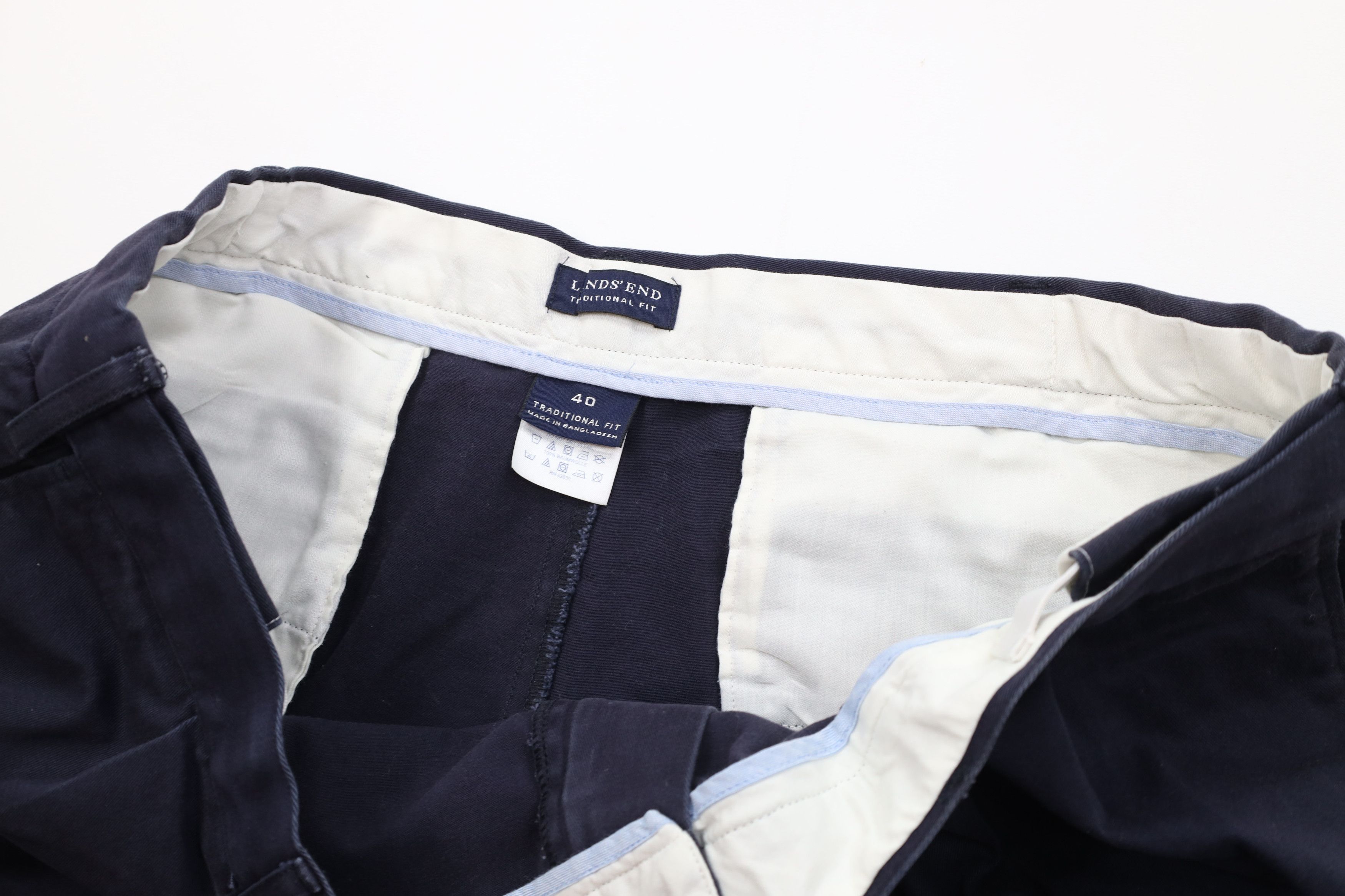 Lands' End Vintage Lands End Faded Traditional Fit Chino Shorts Blue Size US 40 / EU 56 - 8 Thumbnail